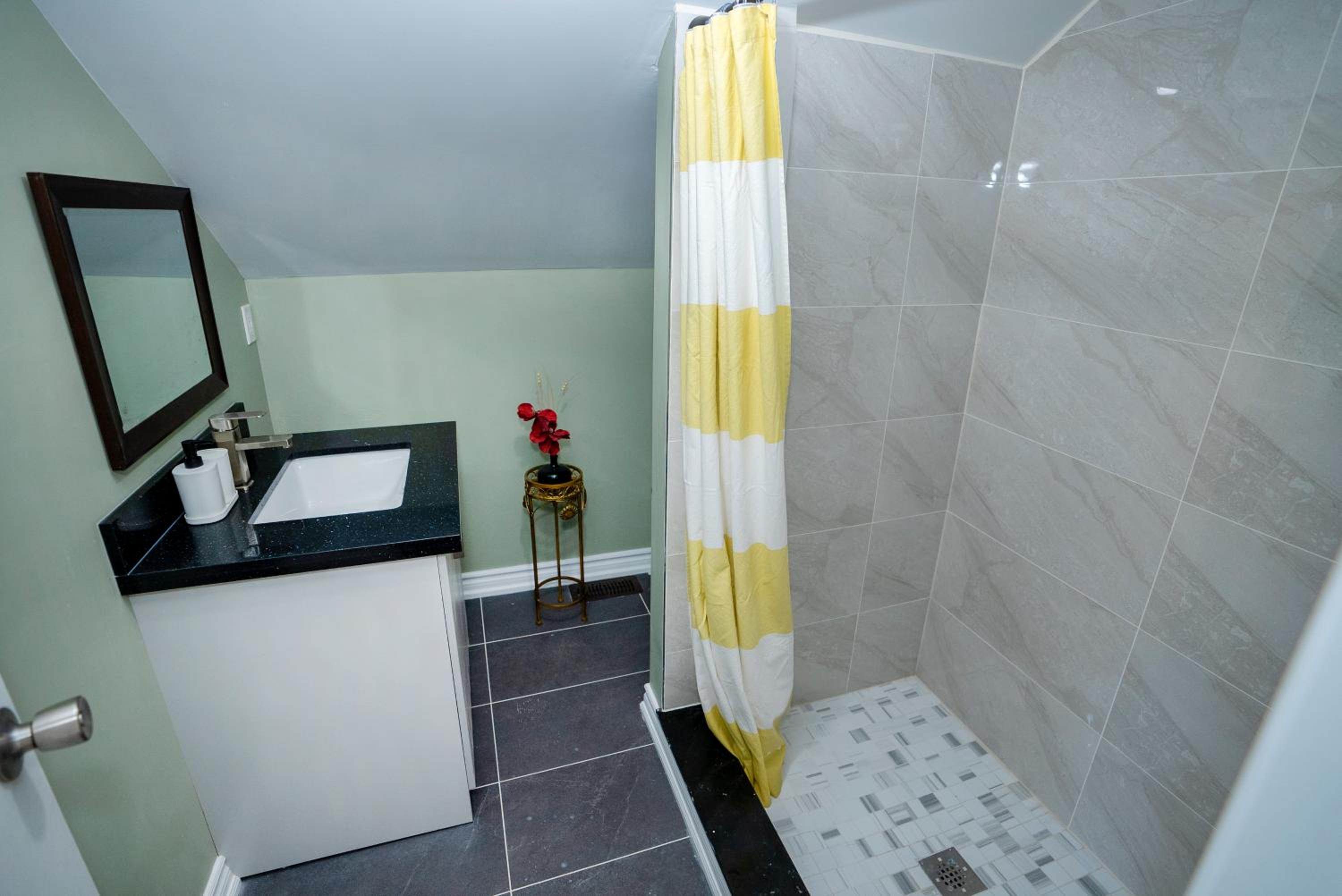 Two-Bedroom Chalet photo 2