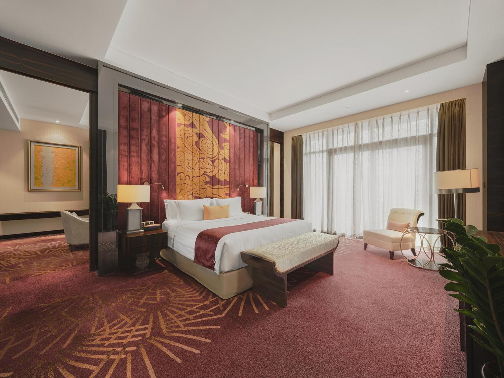 RedLevel Two Bedrooms Connected Deluxe Suite