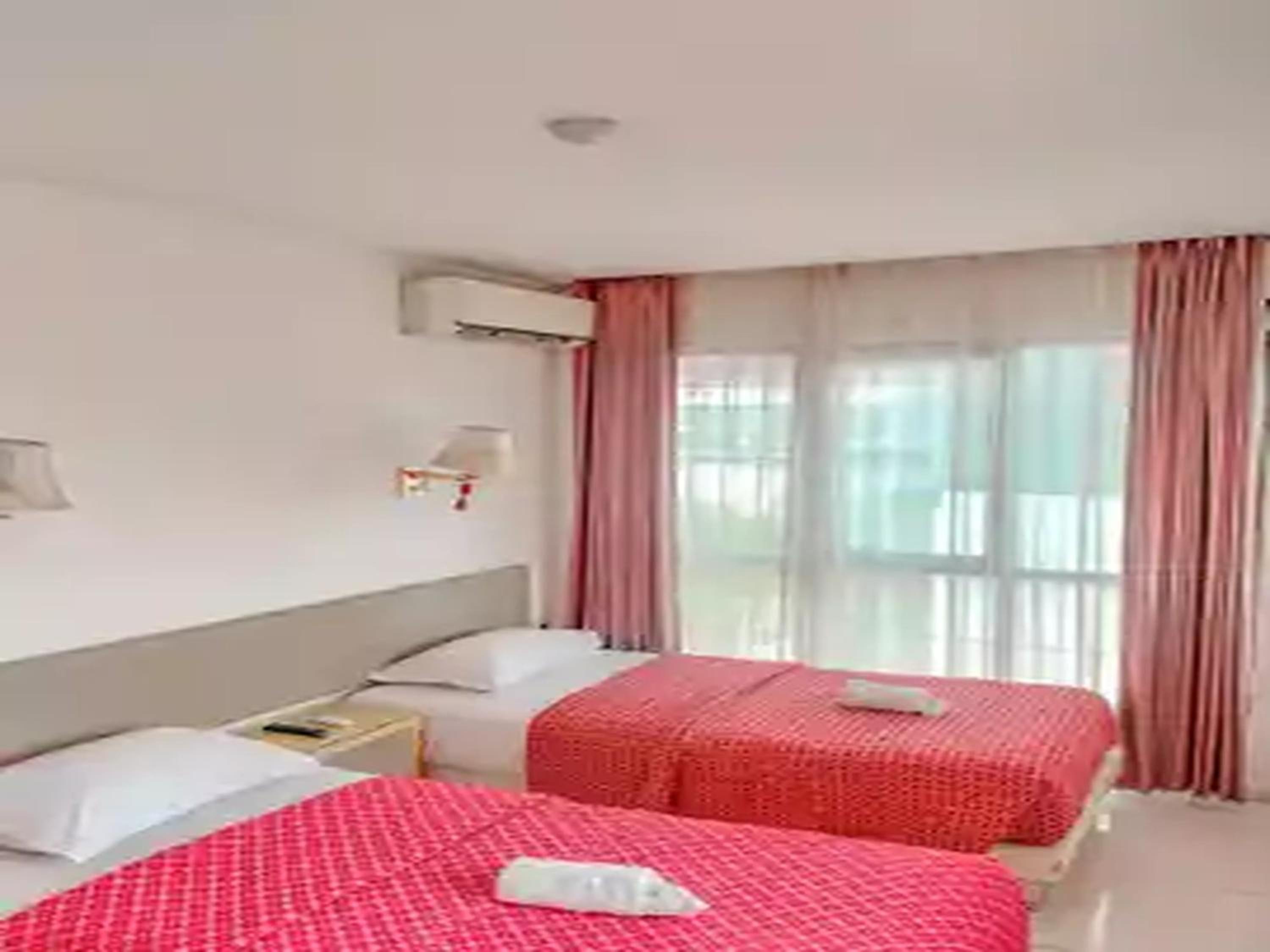 Superior Twin Room photo 1