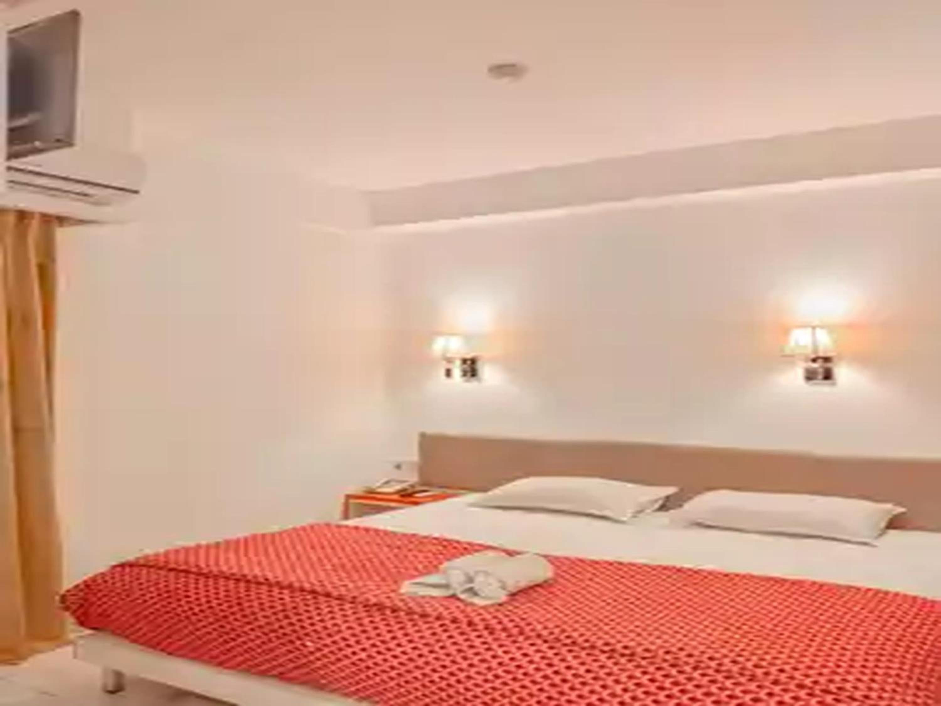 Superior King Room photo 1