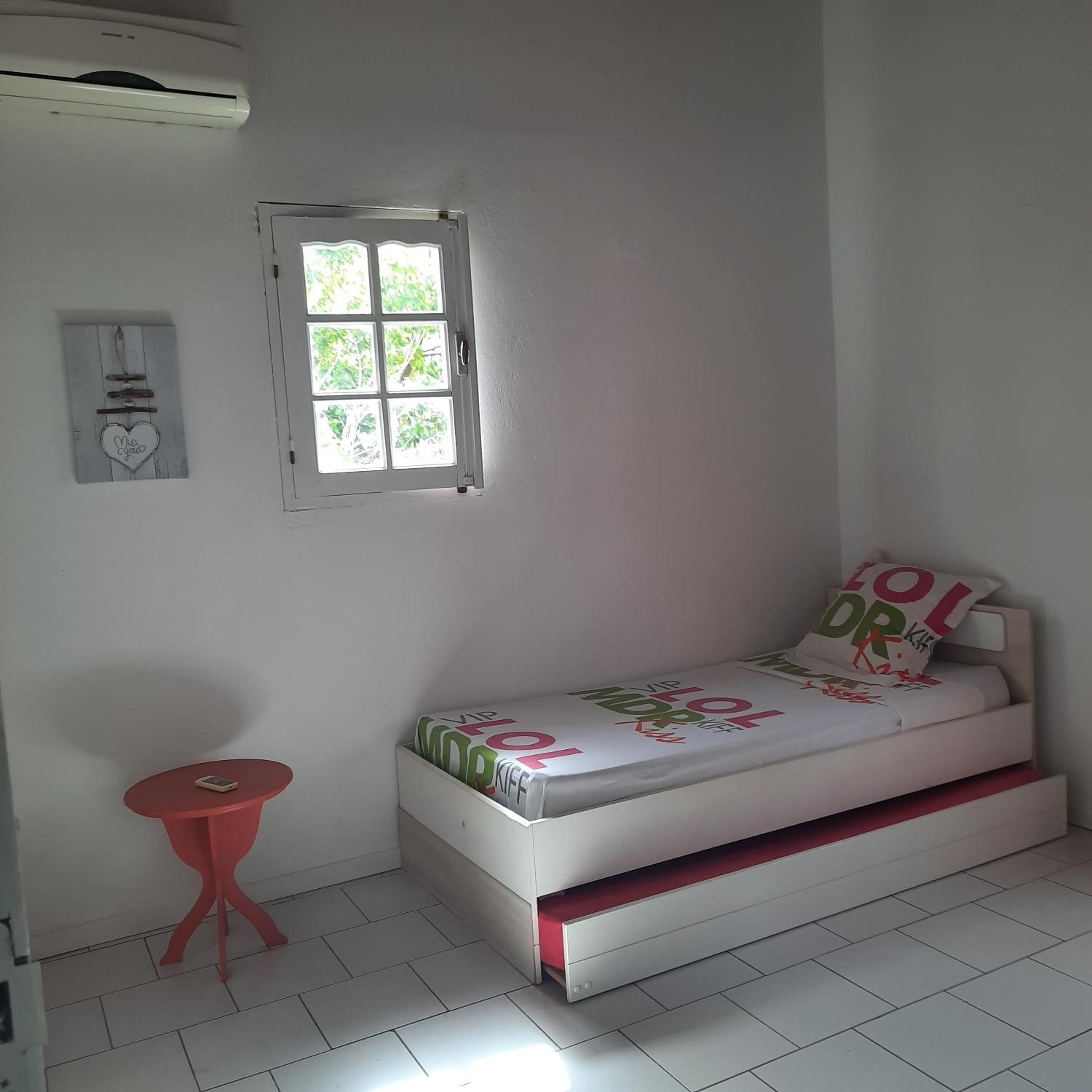 Two-Bedroom House photo 3