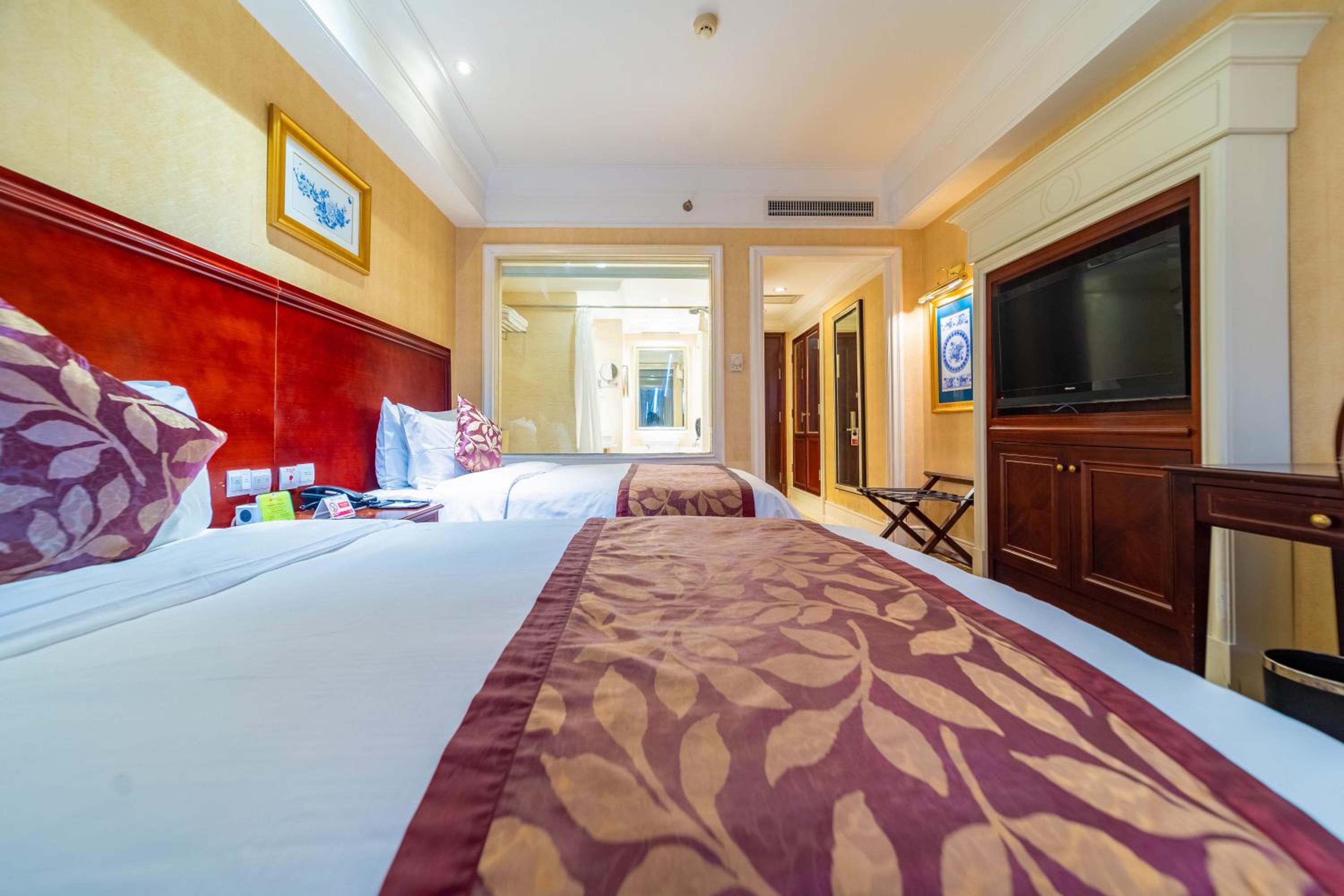 Deluxe Twin Room - Non-Smoking - Photo 3