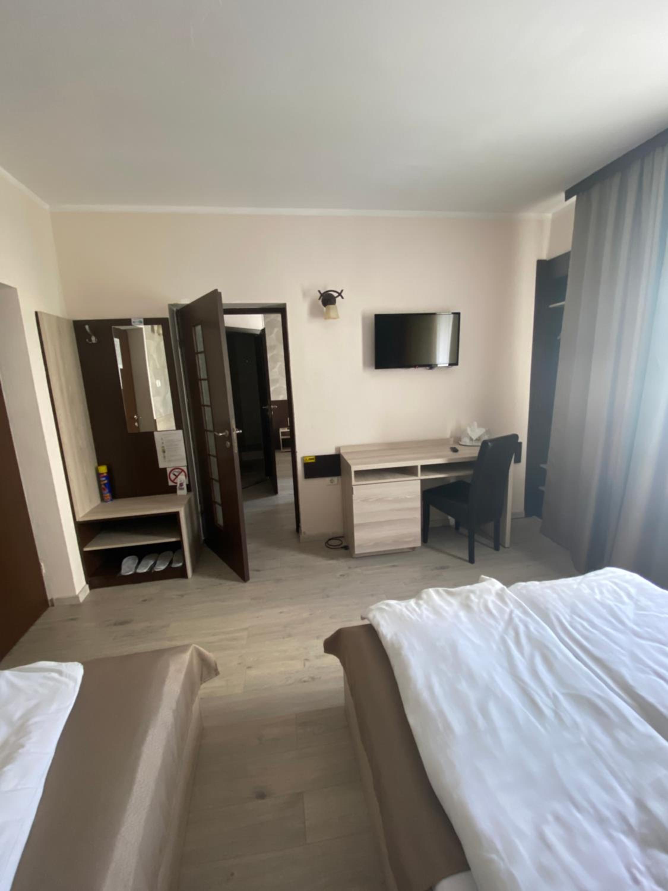 Suite with Balcony photo 3
