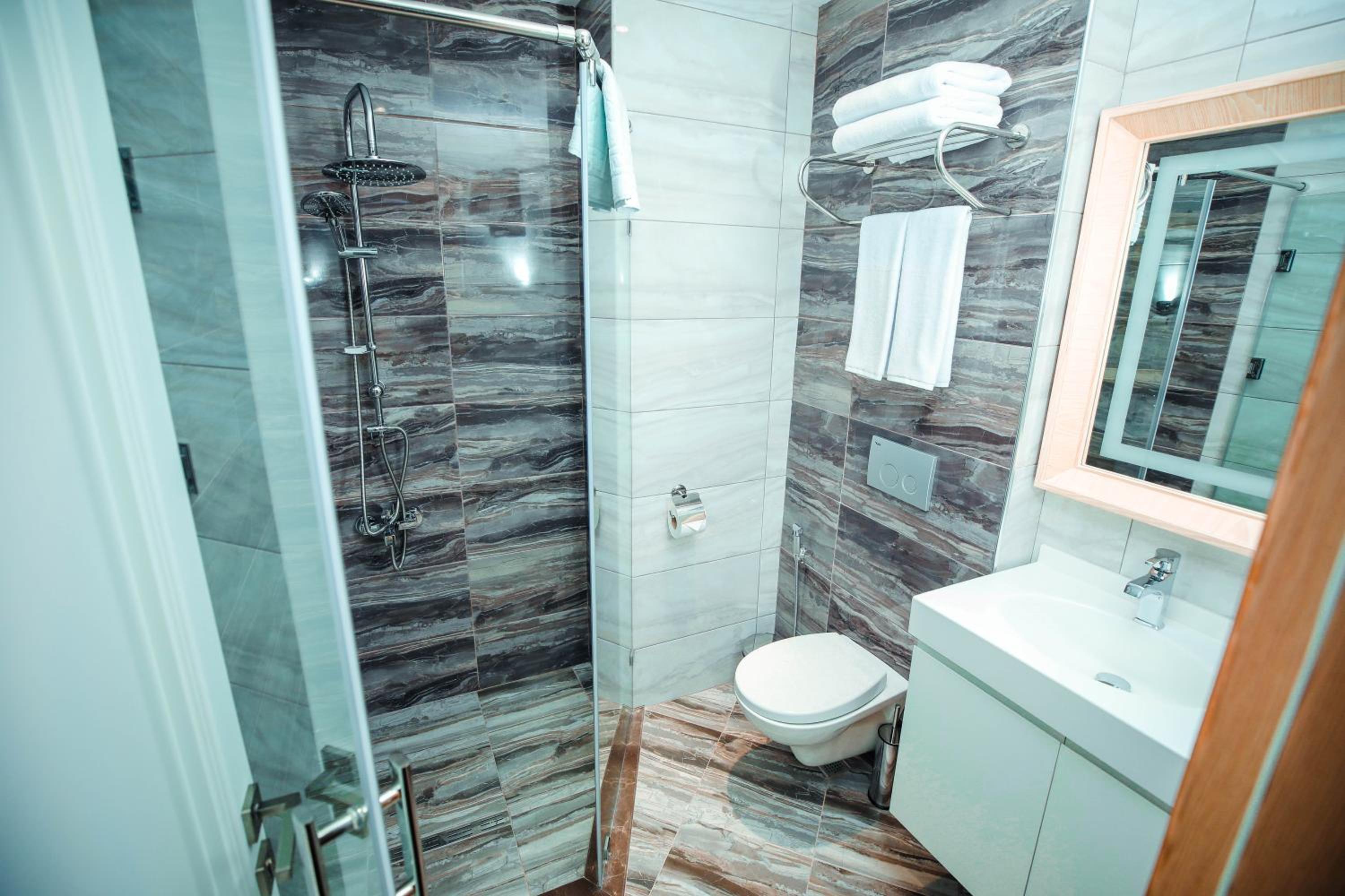 Standard Double Room - Photo 4