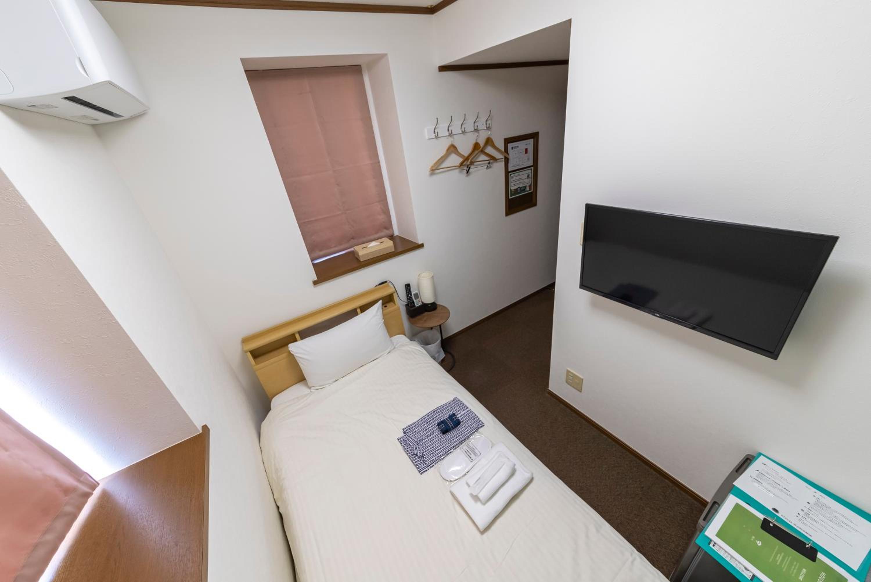 Single Room with Bathroom