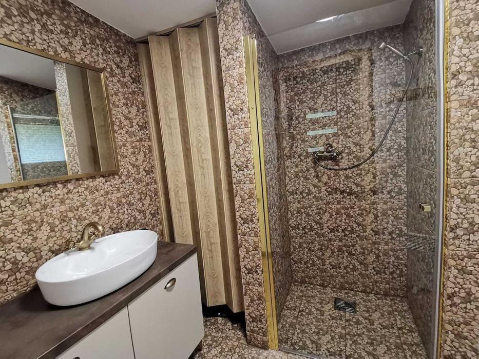 Two-Bedroom House photo 3