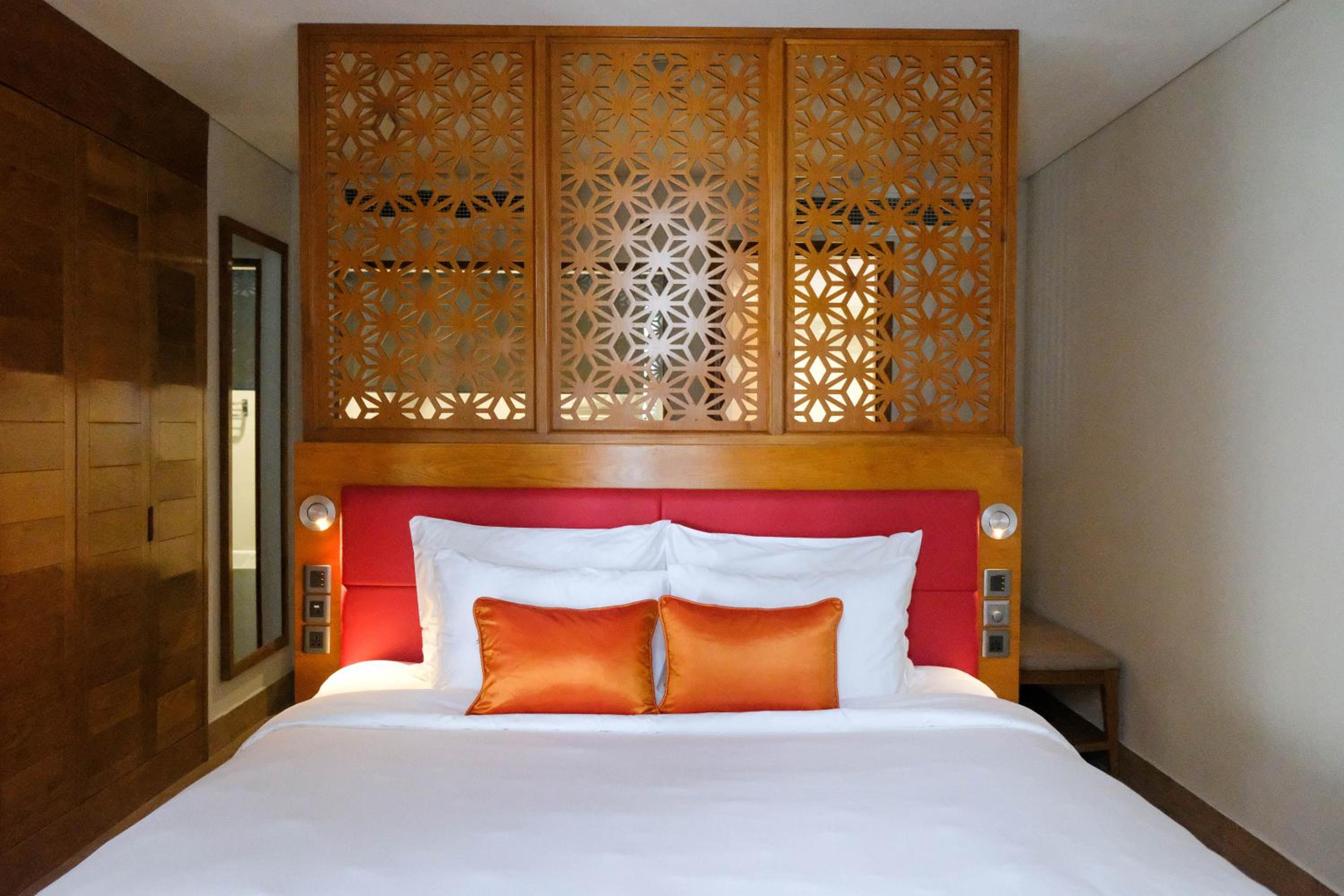 King Premium Suite with Ocean View - Photo 2