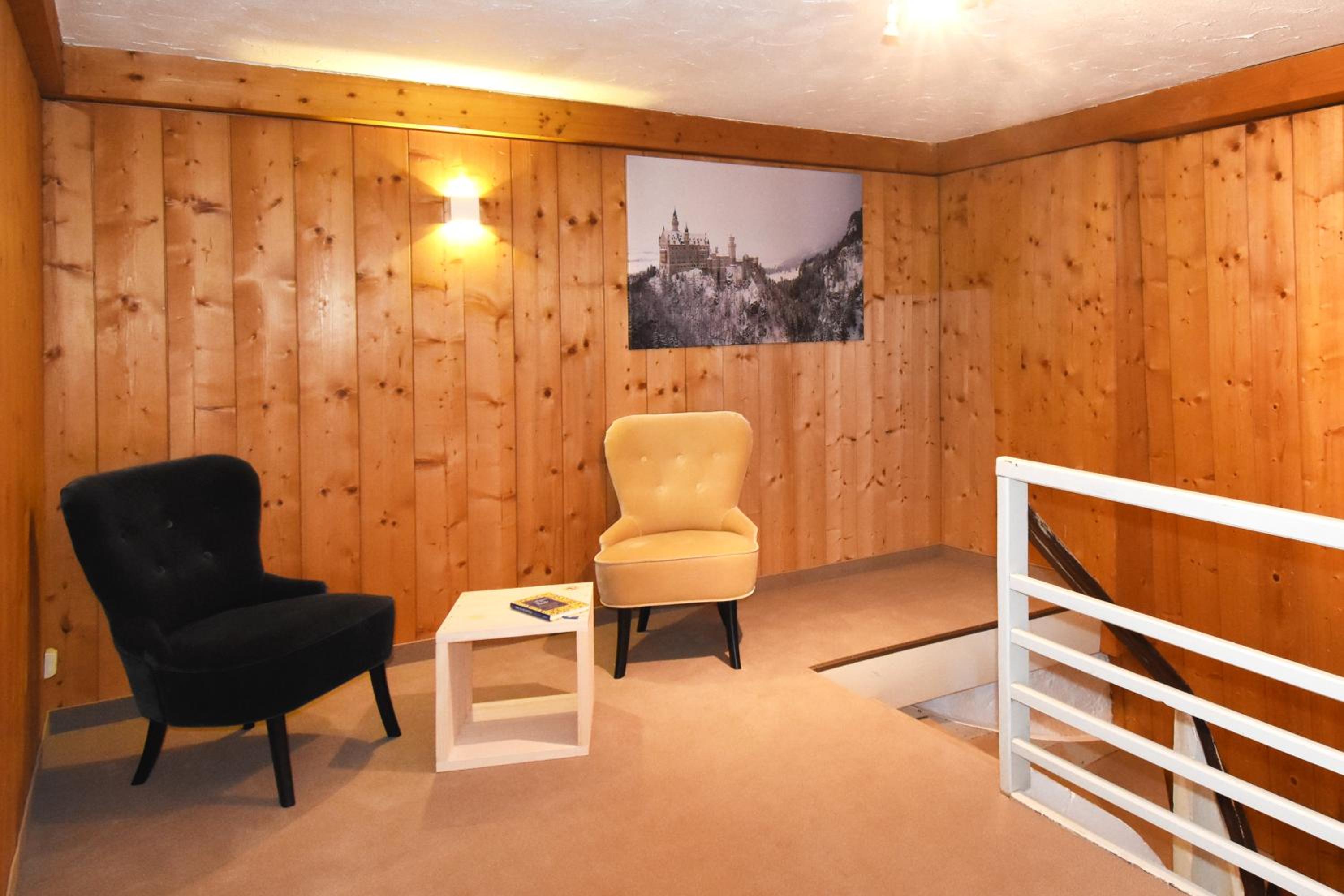 Two-Bedroom Suite - Photo 10
