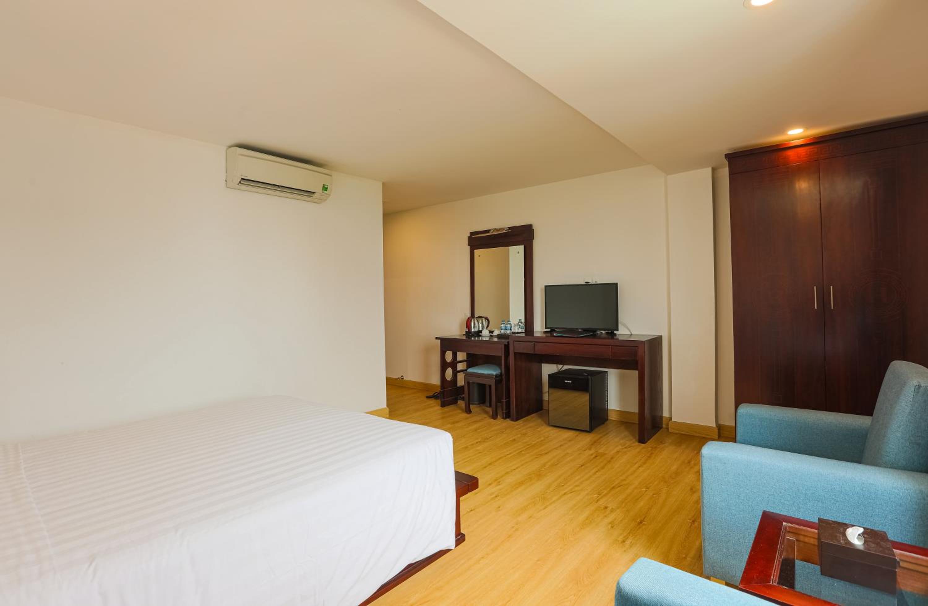 Deluxe Suite photo 3
