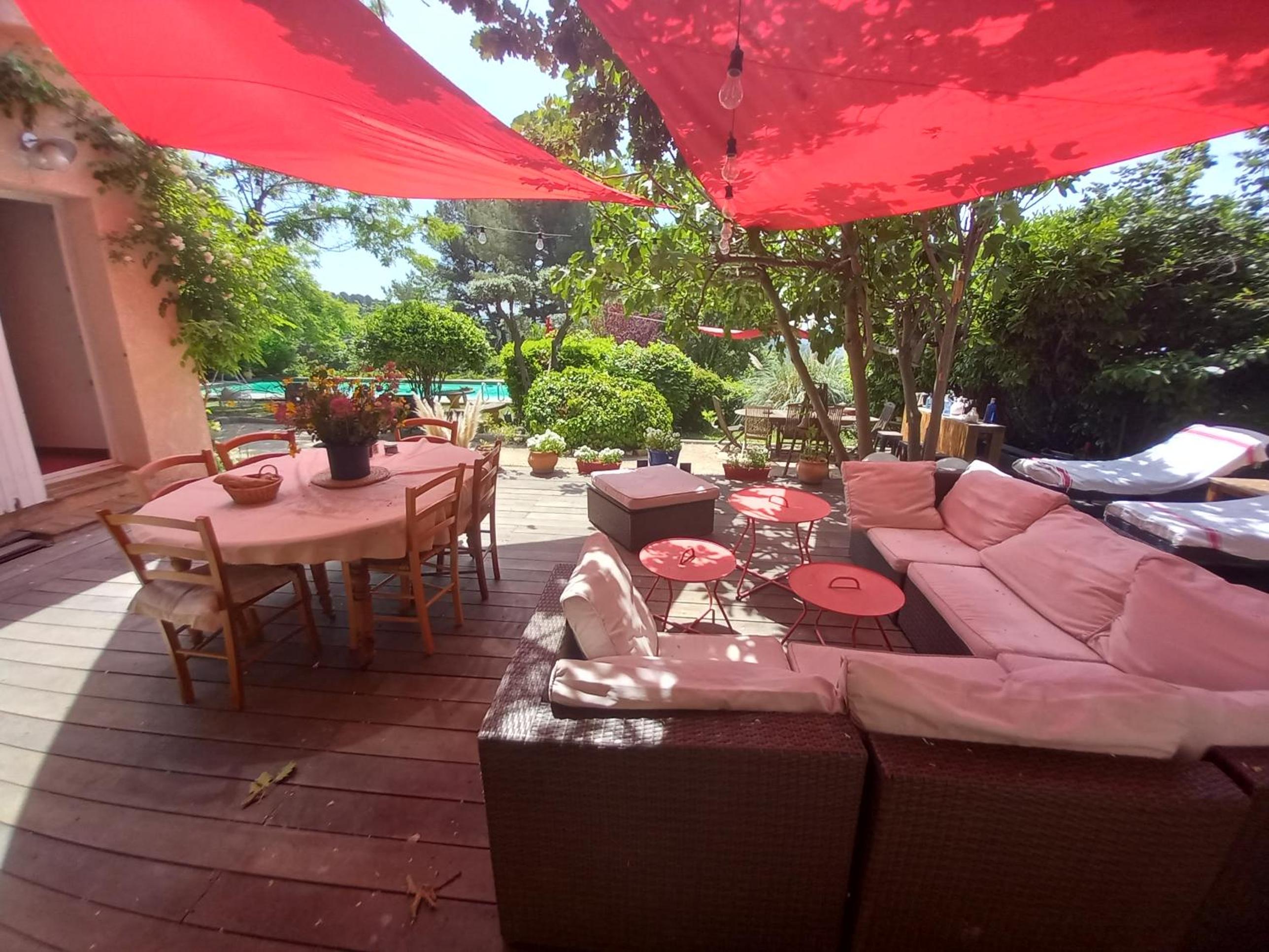 Suite with Garden View photo 3