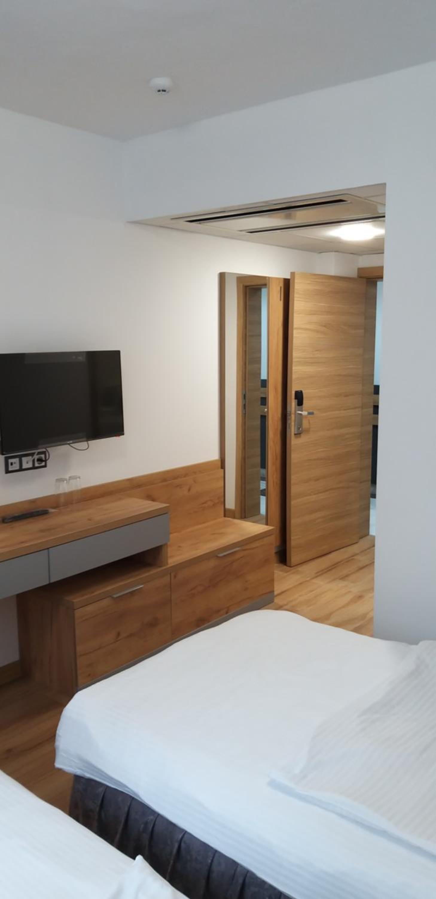 Comfort Triple Room - Photo 9