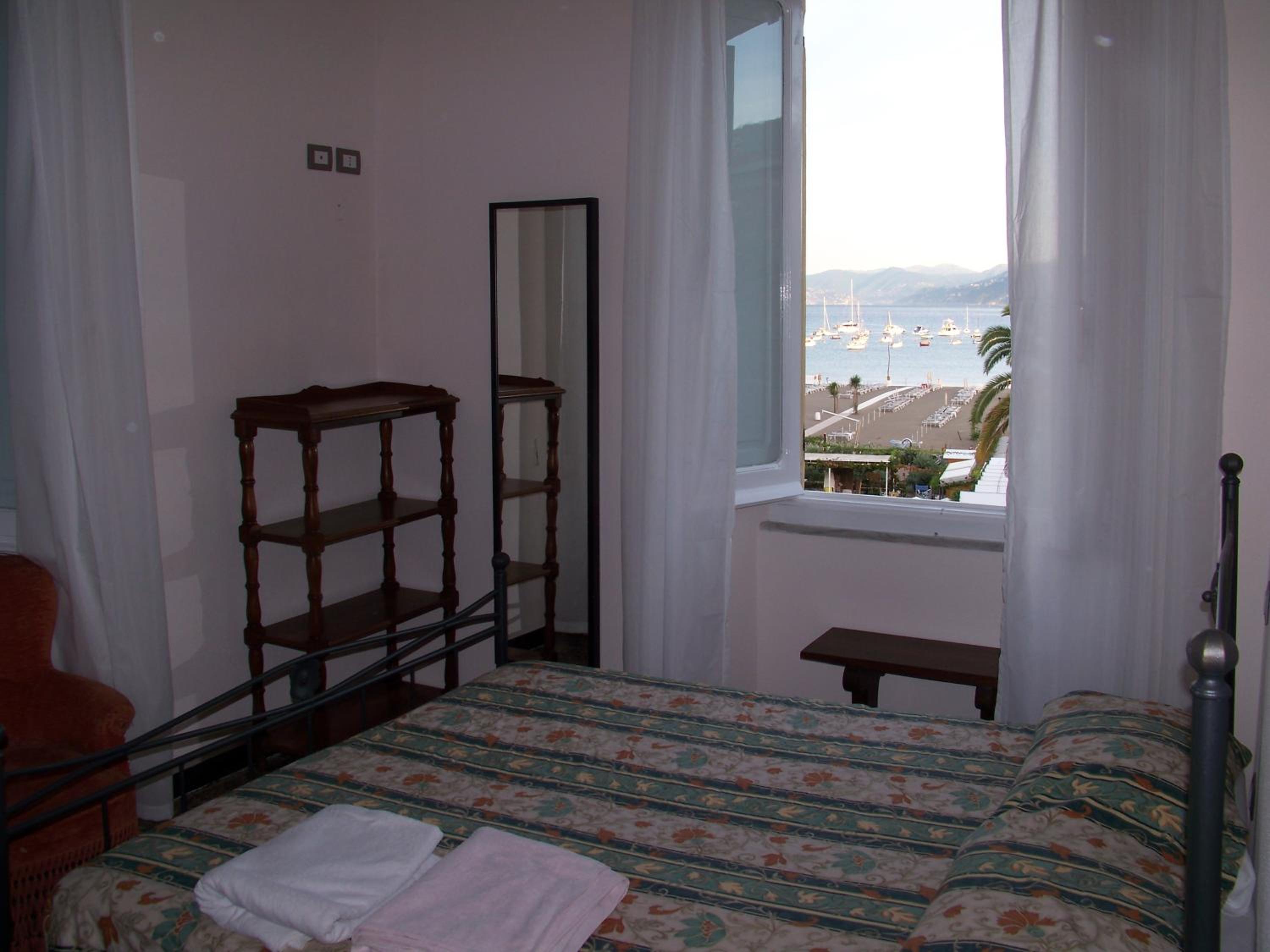 Two-Bedroom Suite photo 1