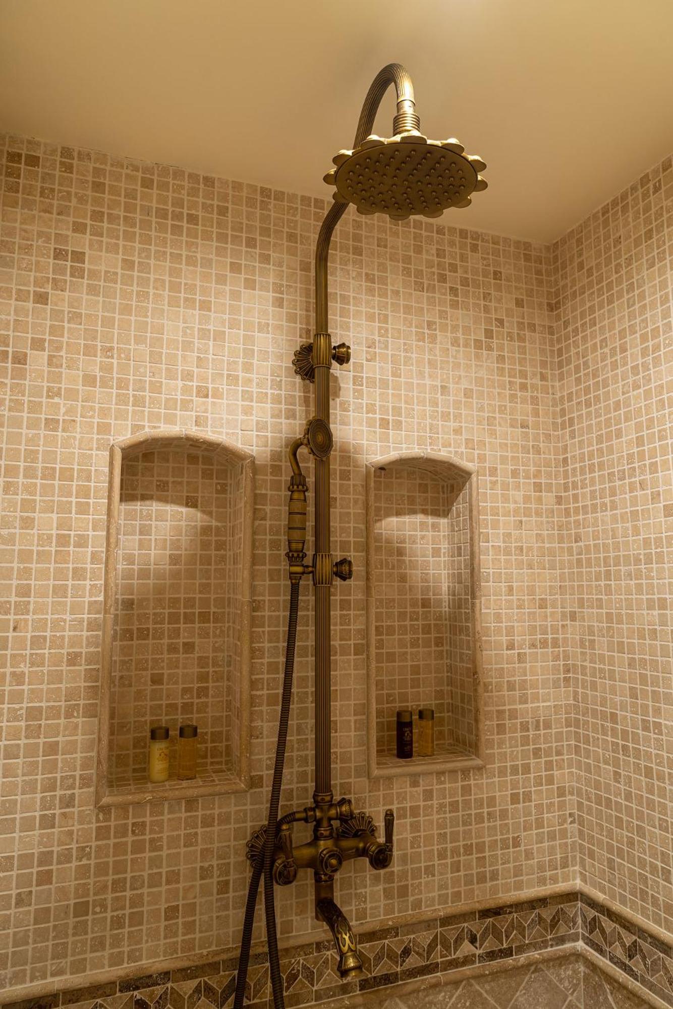Deluxe Bungalow - Photo 9