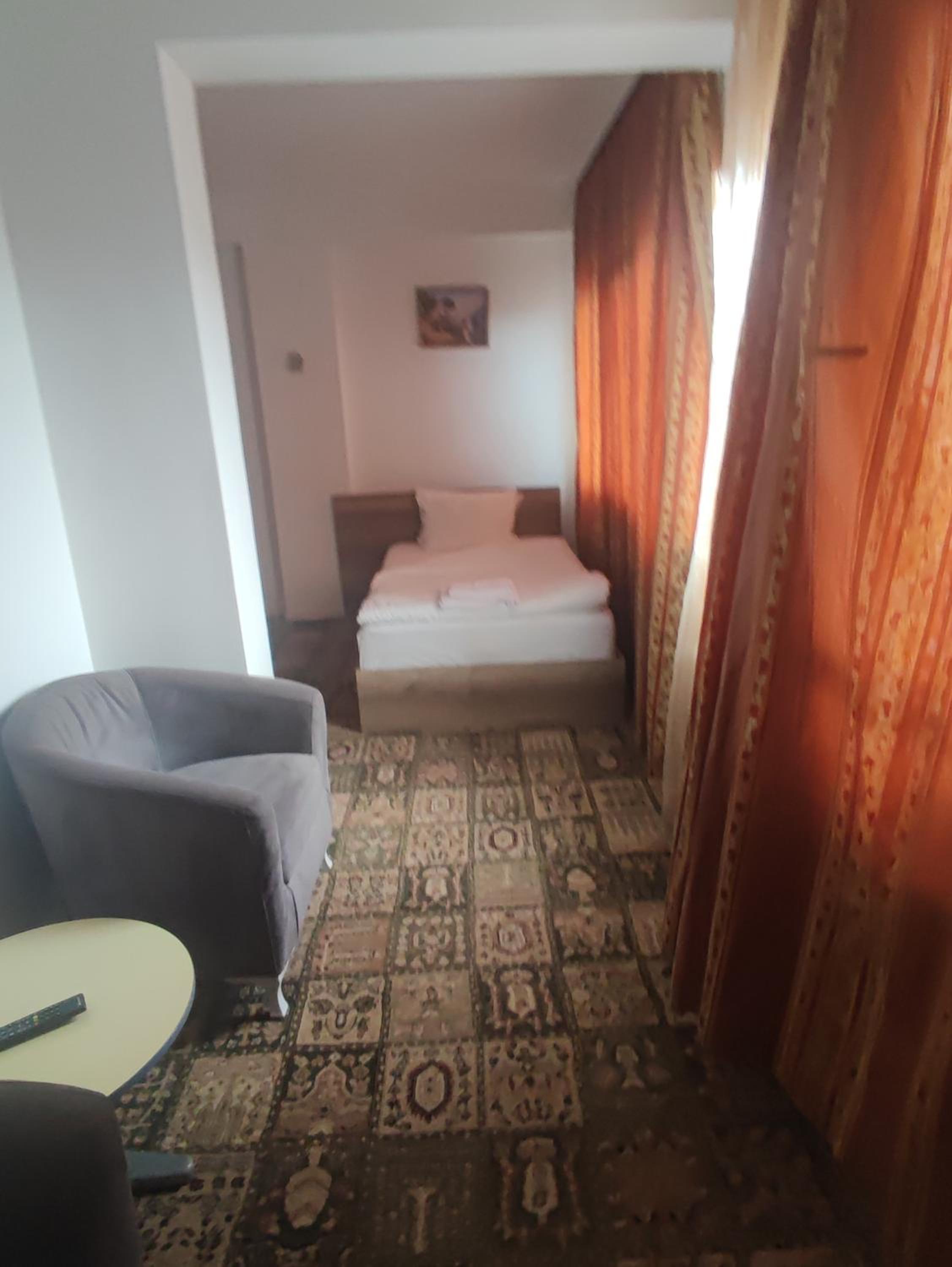 Deluxe Queen Room With Two Queen Beds photo 2
