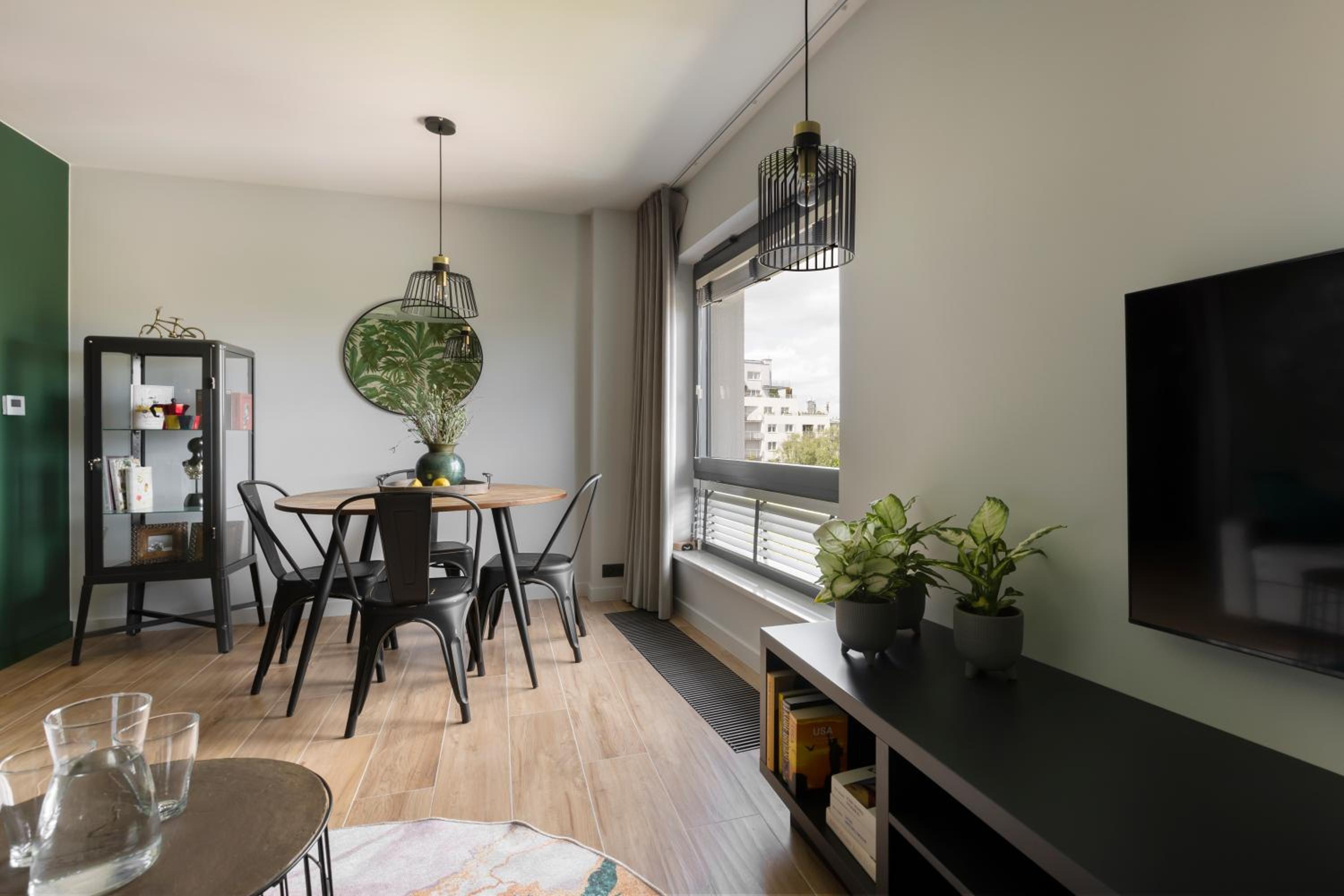 One-Bedroom Apartment - Photo 7