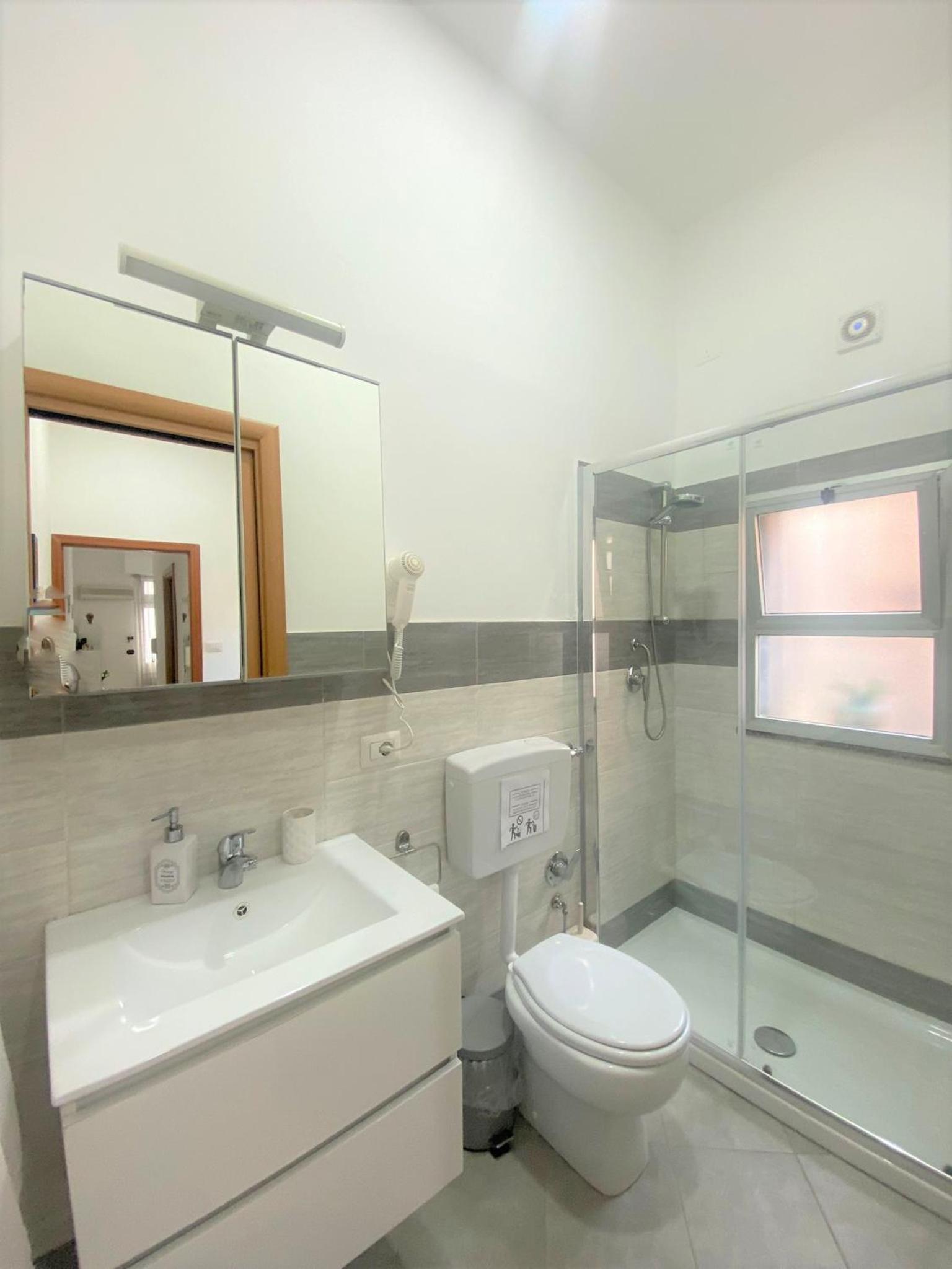 Apartment - Photo 2