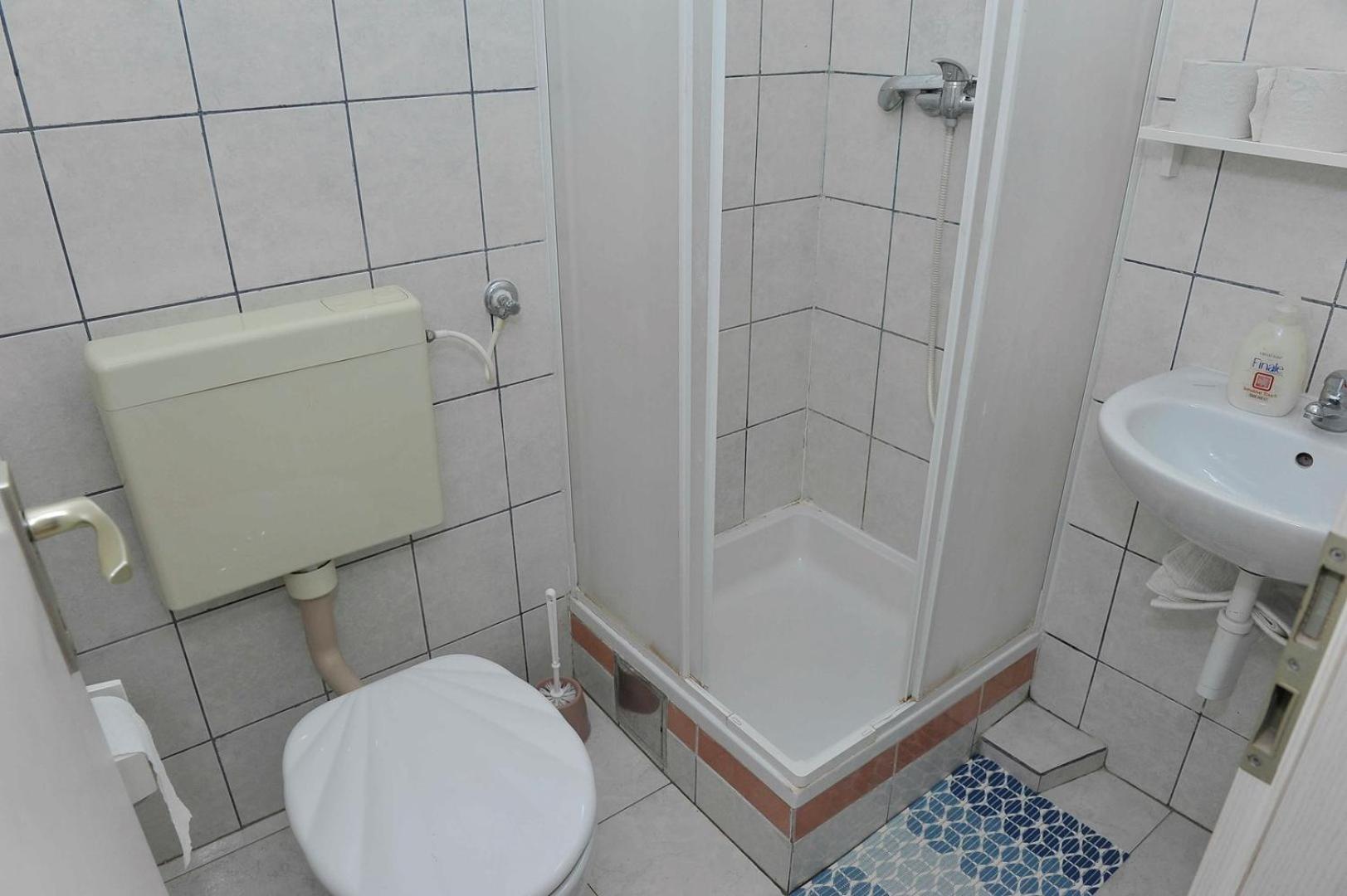 Studio Apartment photo 3