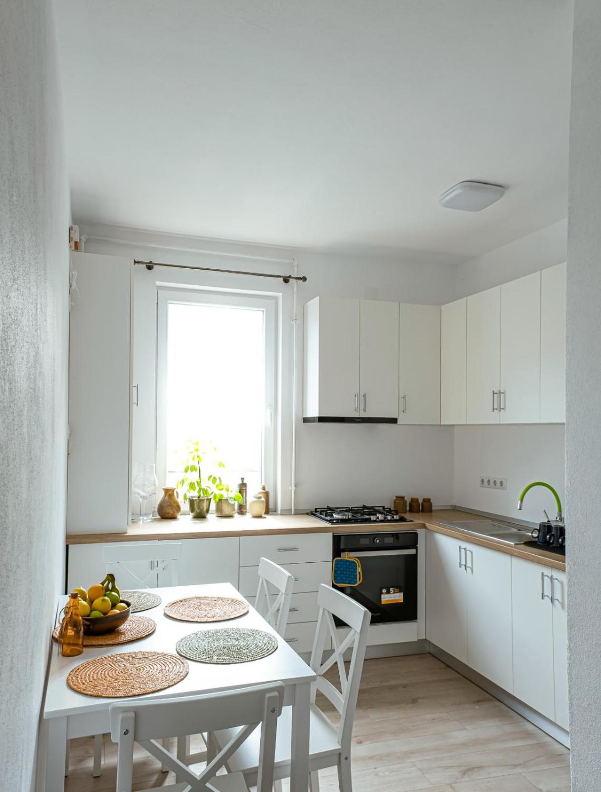 Two-Bedroom Apartment - Photo 2