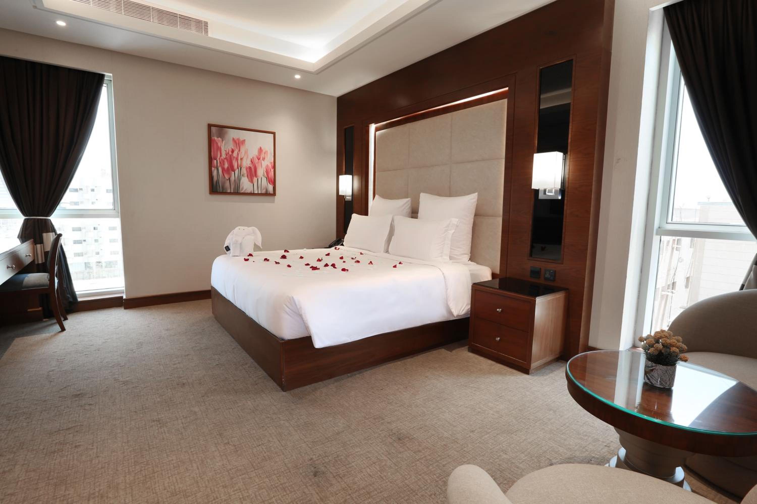 Deluxe Queen Room - Photo 3