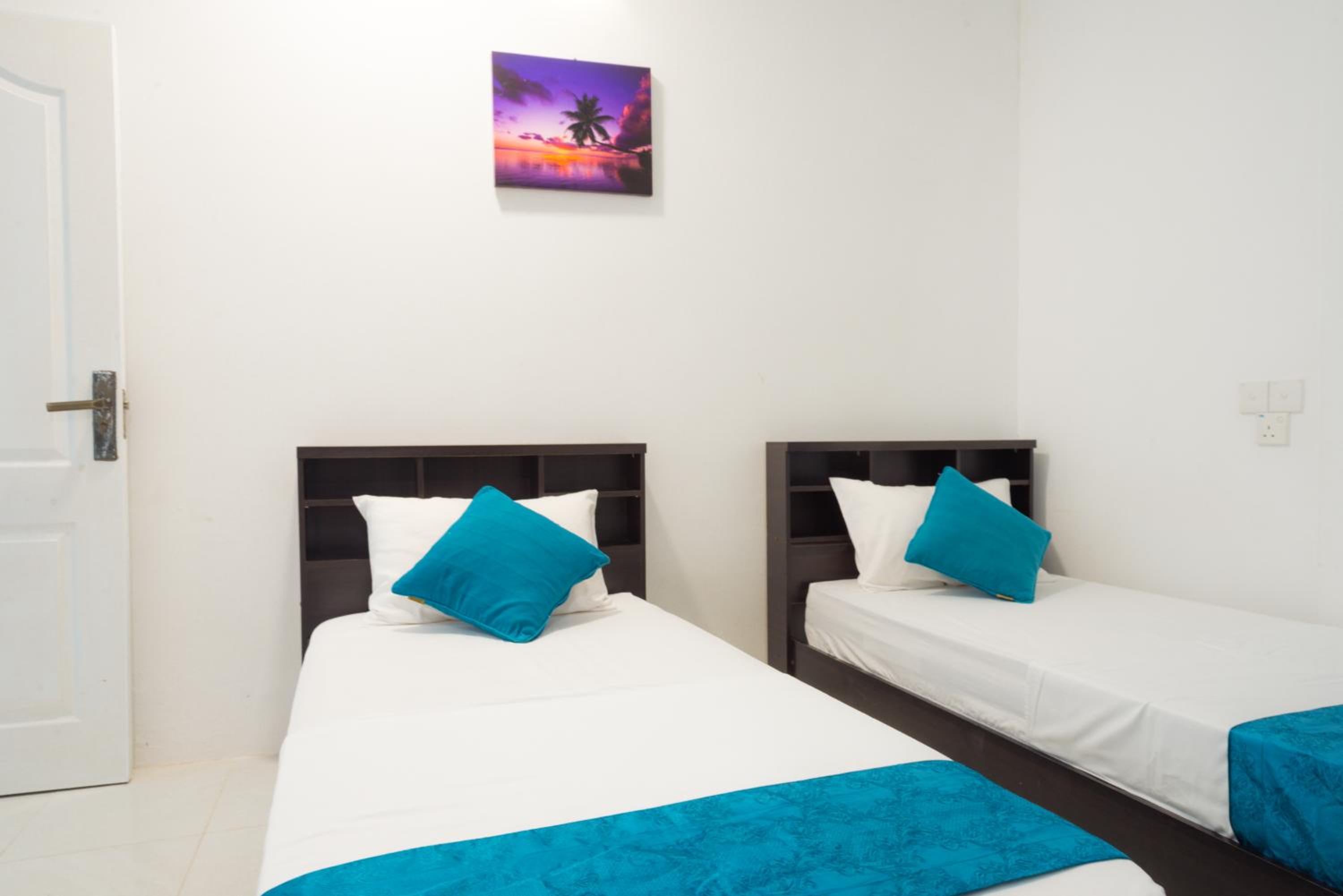 Standard Double or Twin Room - Photo 5