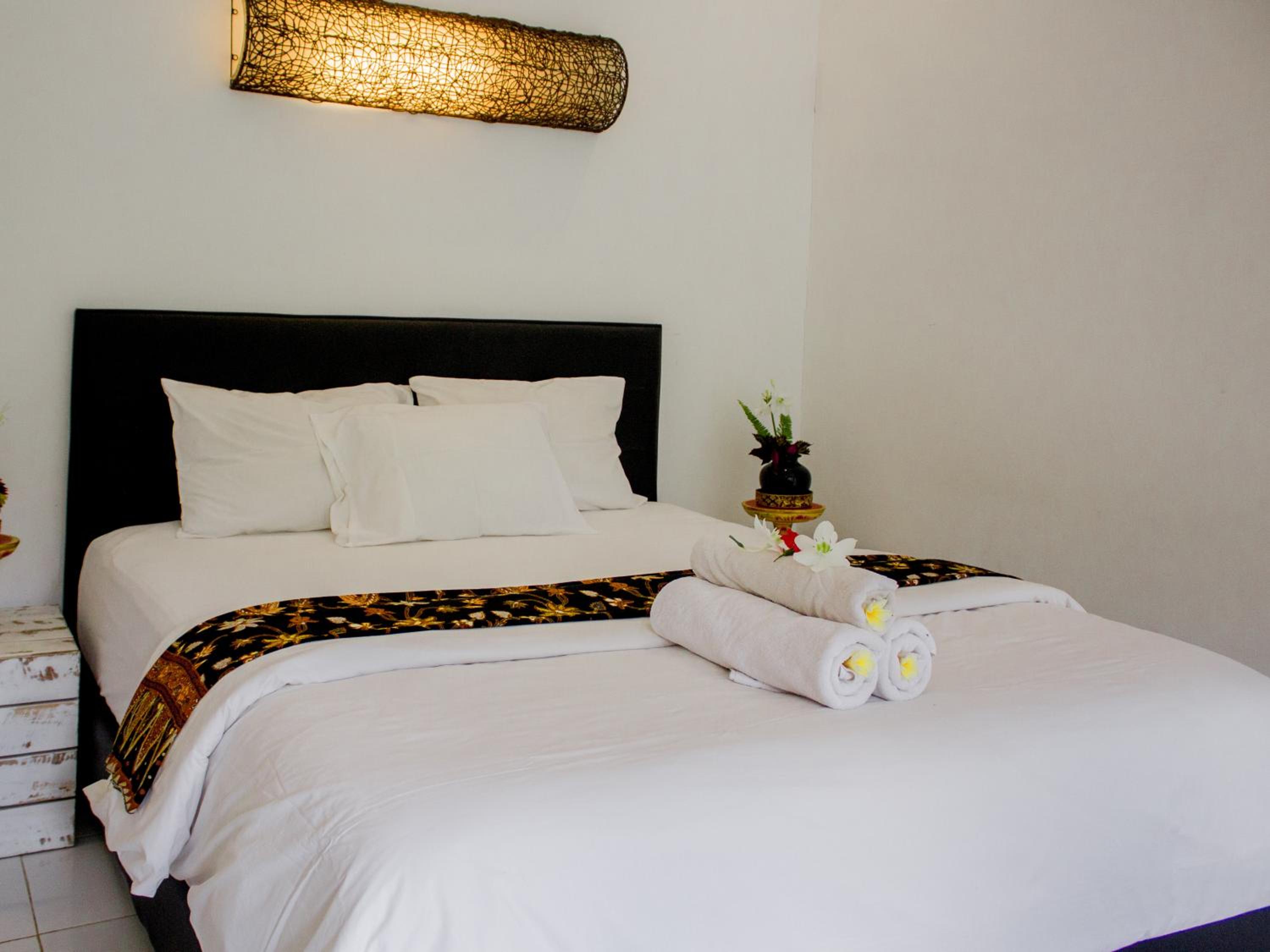 Double Room - Photo 3