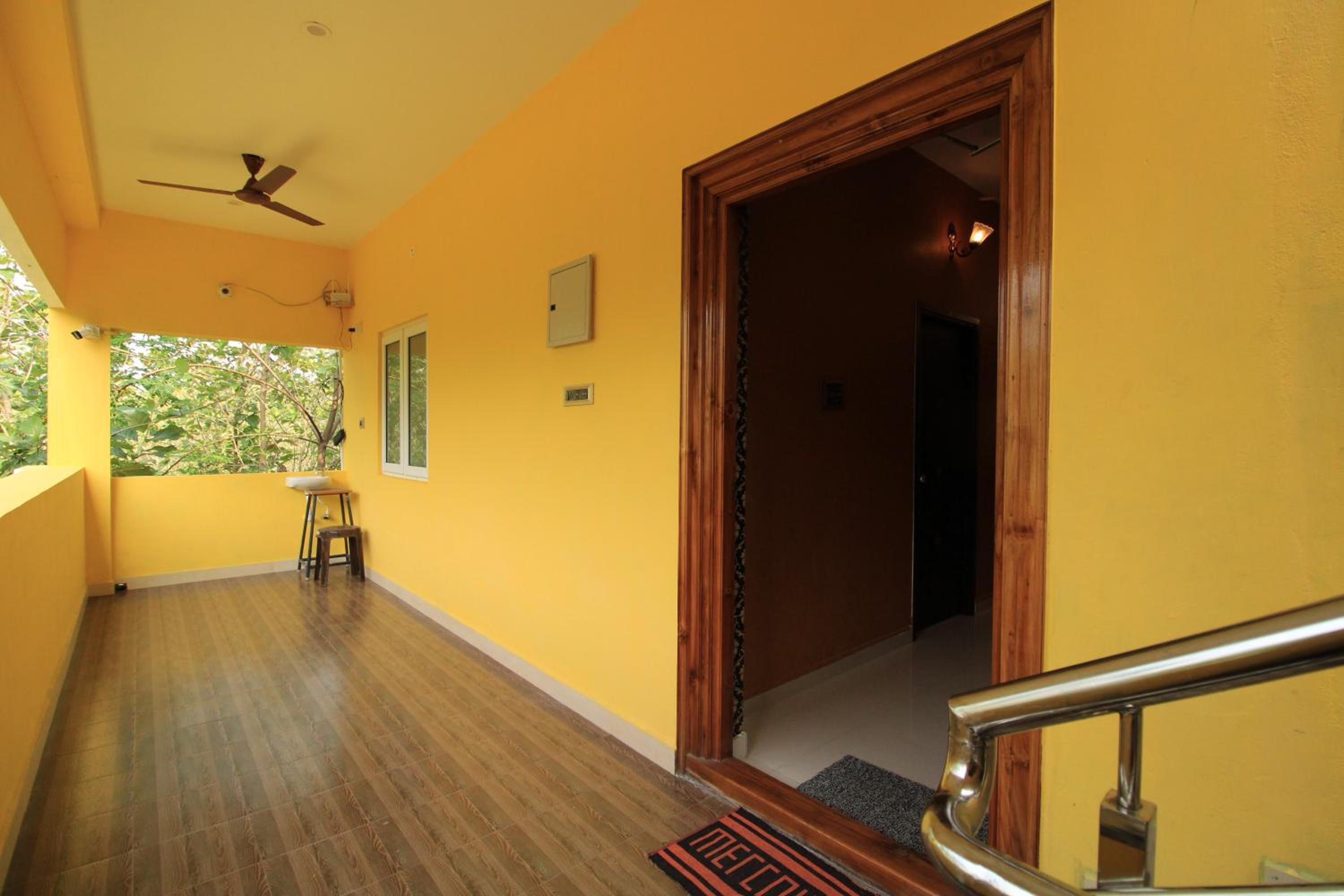 Villa with Private Pool - Photo 27