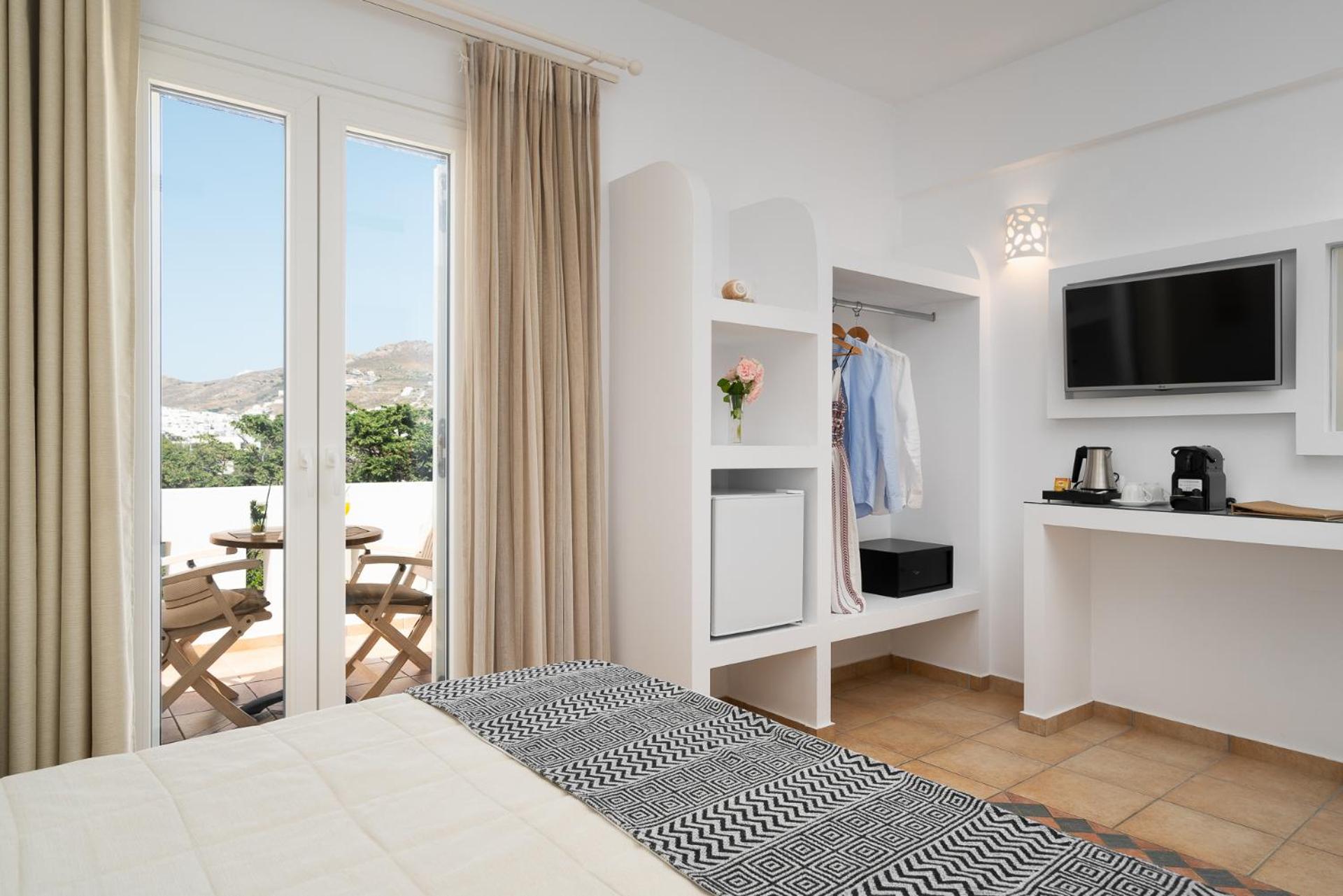 Honeymoon Room - Photo 20