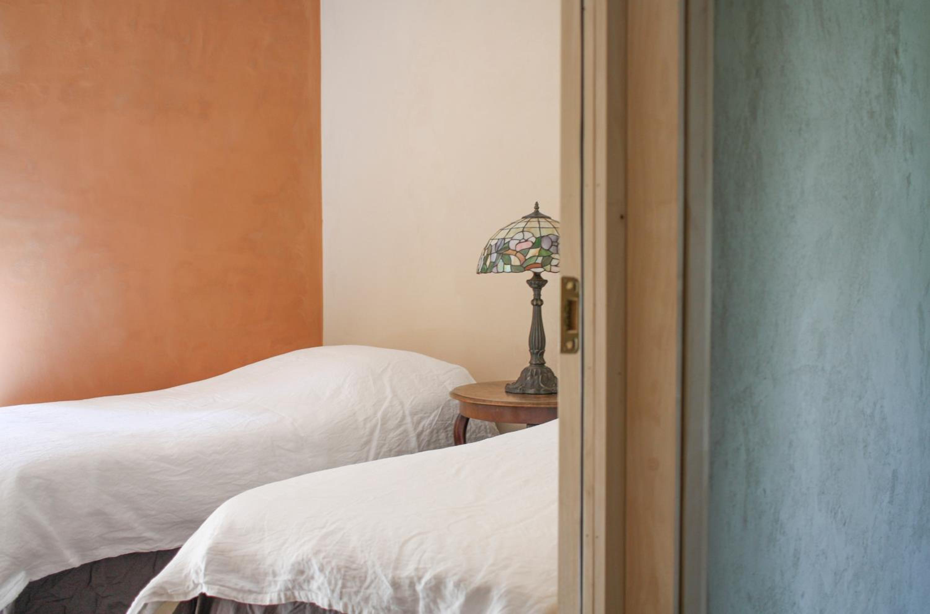 Twin Room - Photo 1