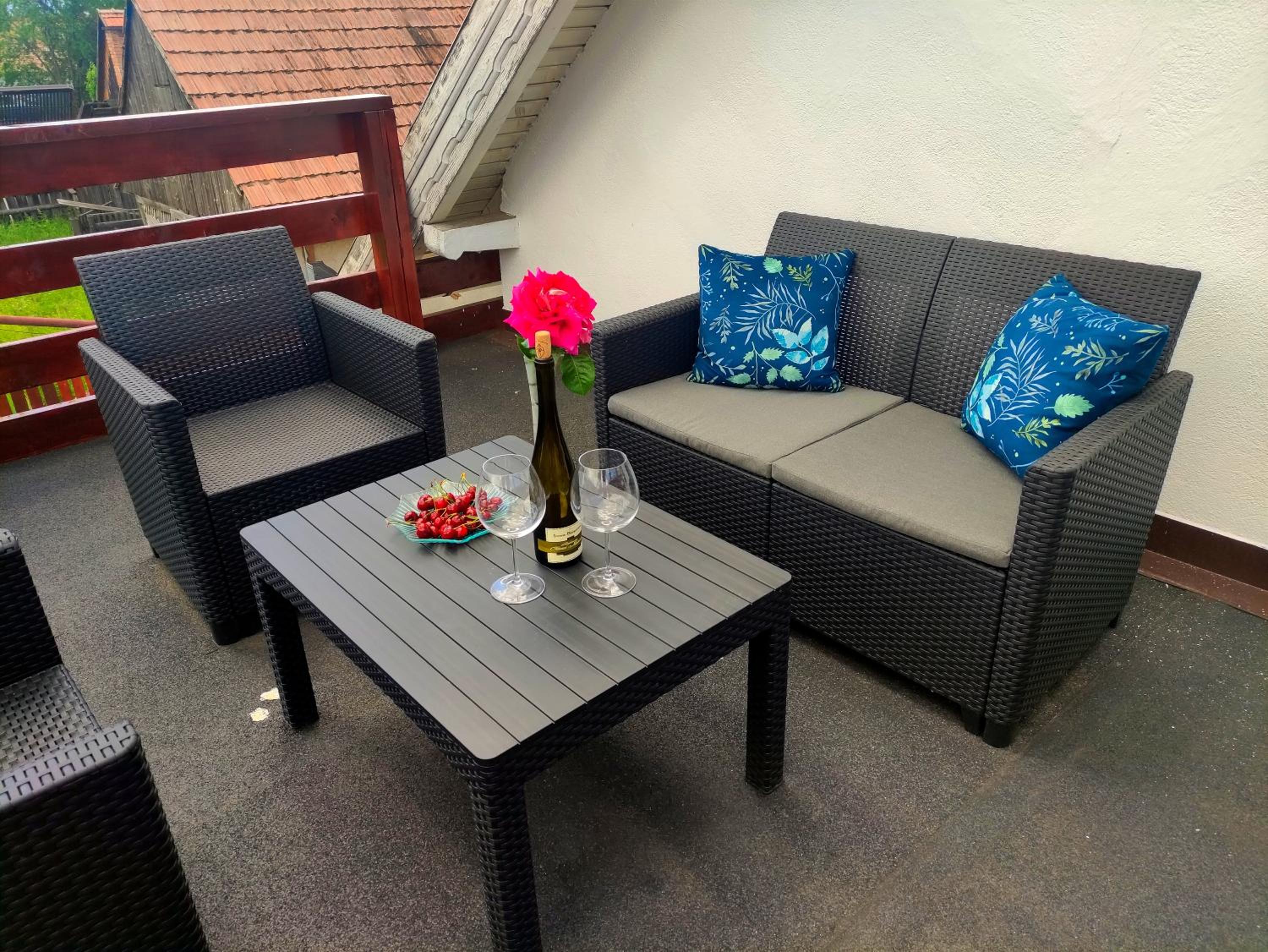 Family Room - Photo 11