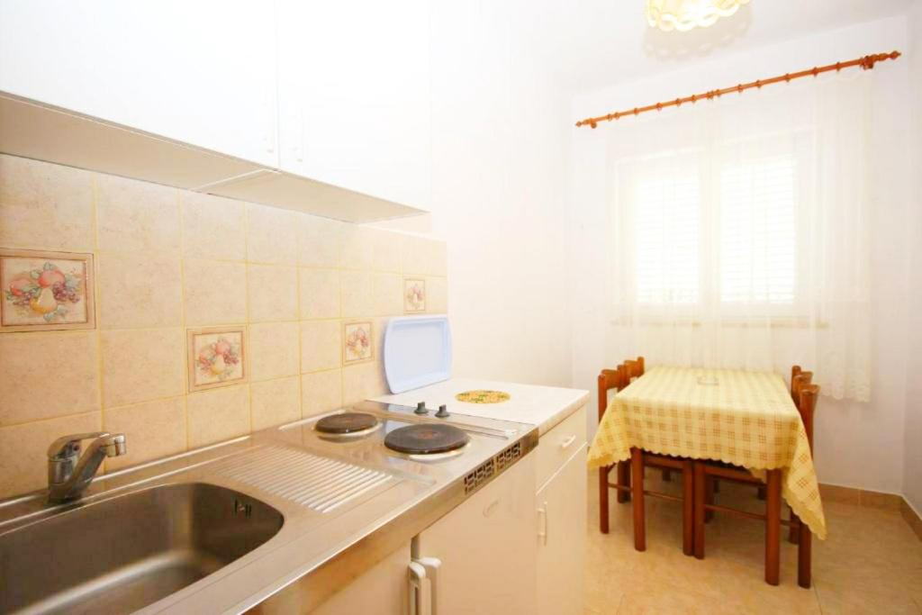 Apartment with Sea View photo 3