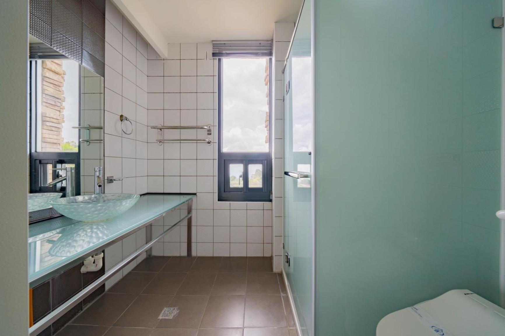 Quadruple Room with Balcony photo 3