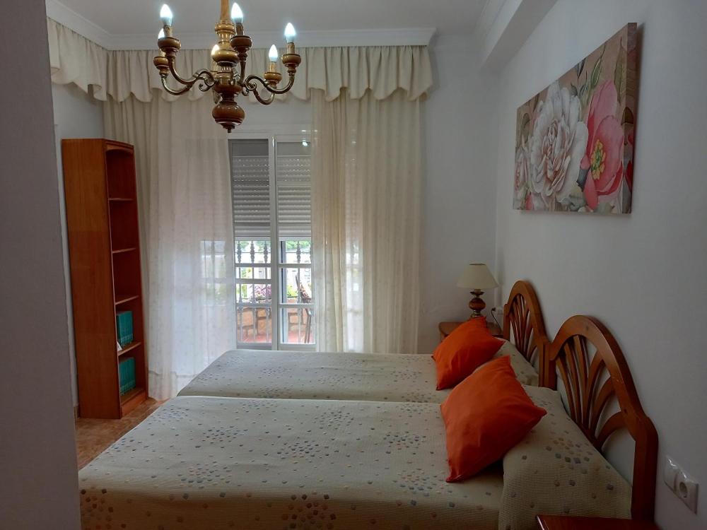 Habitación Doble con Baño Privado y Terraza