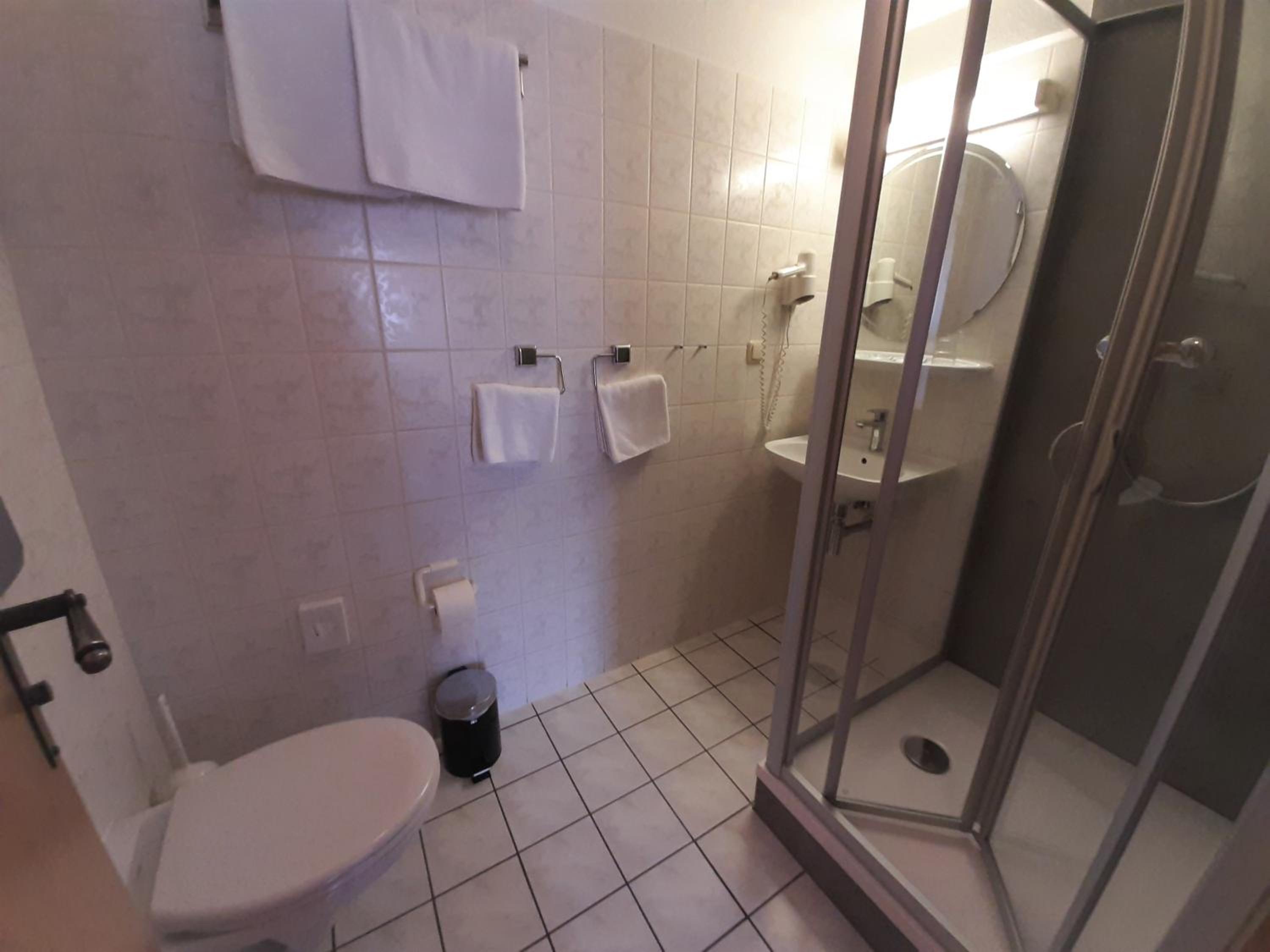 Double or Twin Room photo 2