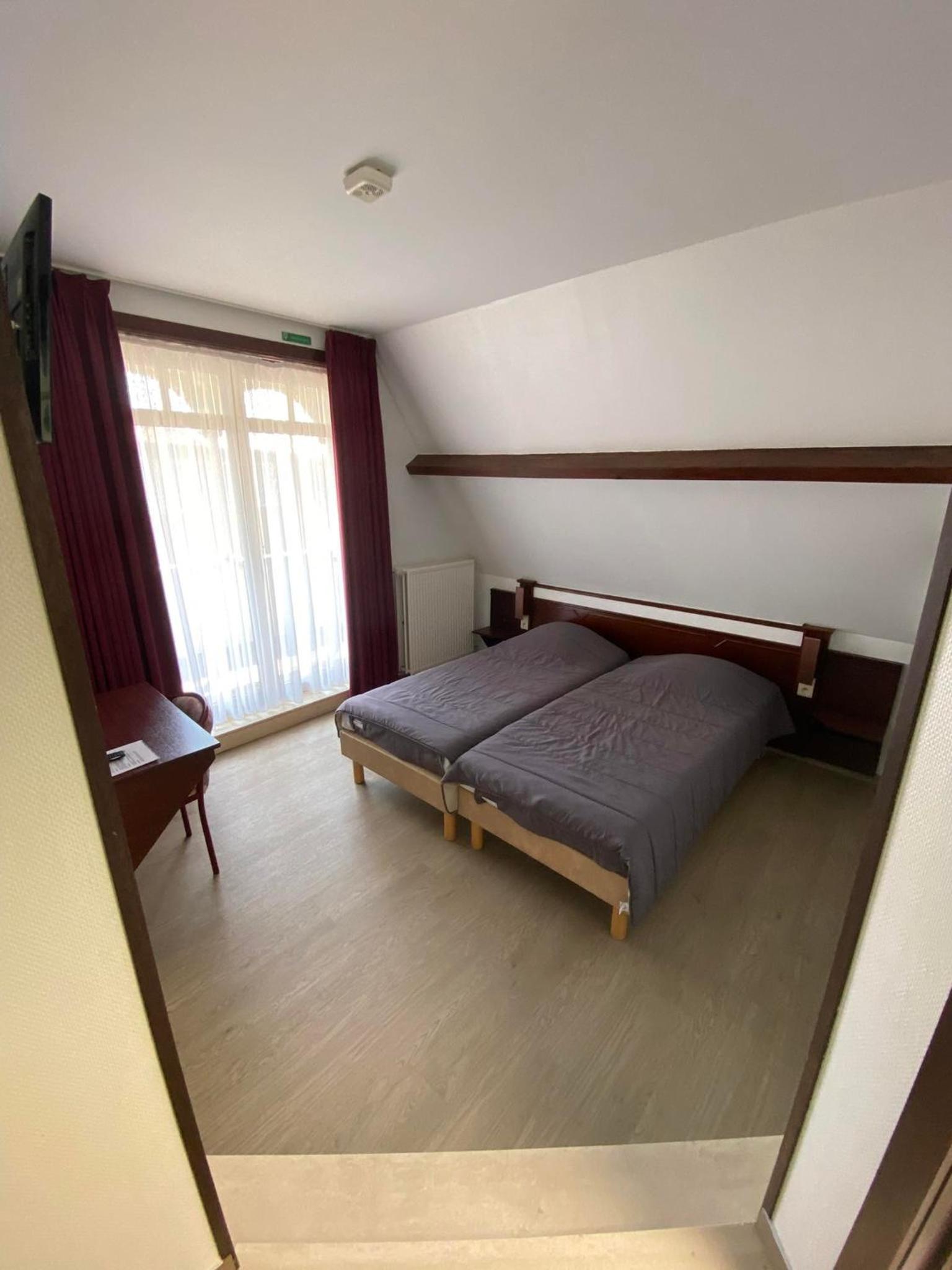 Twin Room photo 2