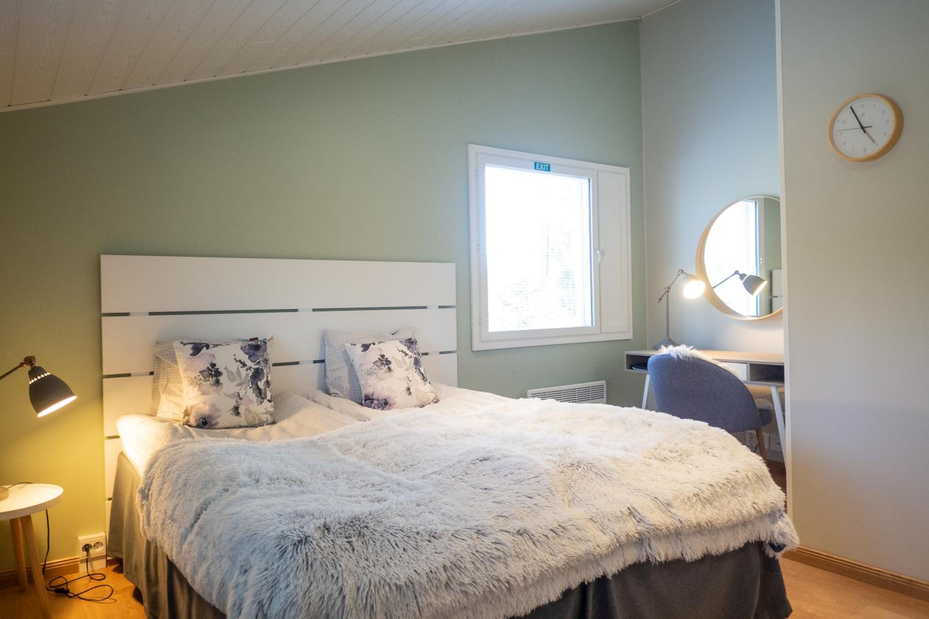 Standard Double or Twin Room - Photo 7