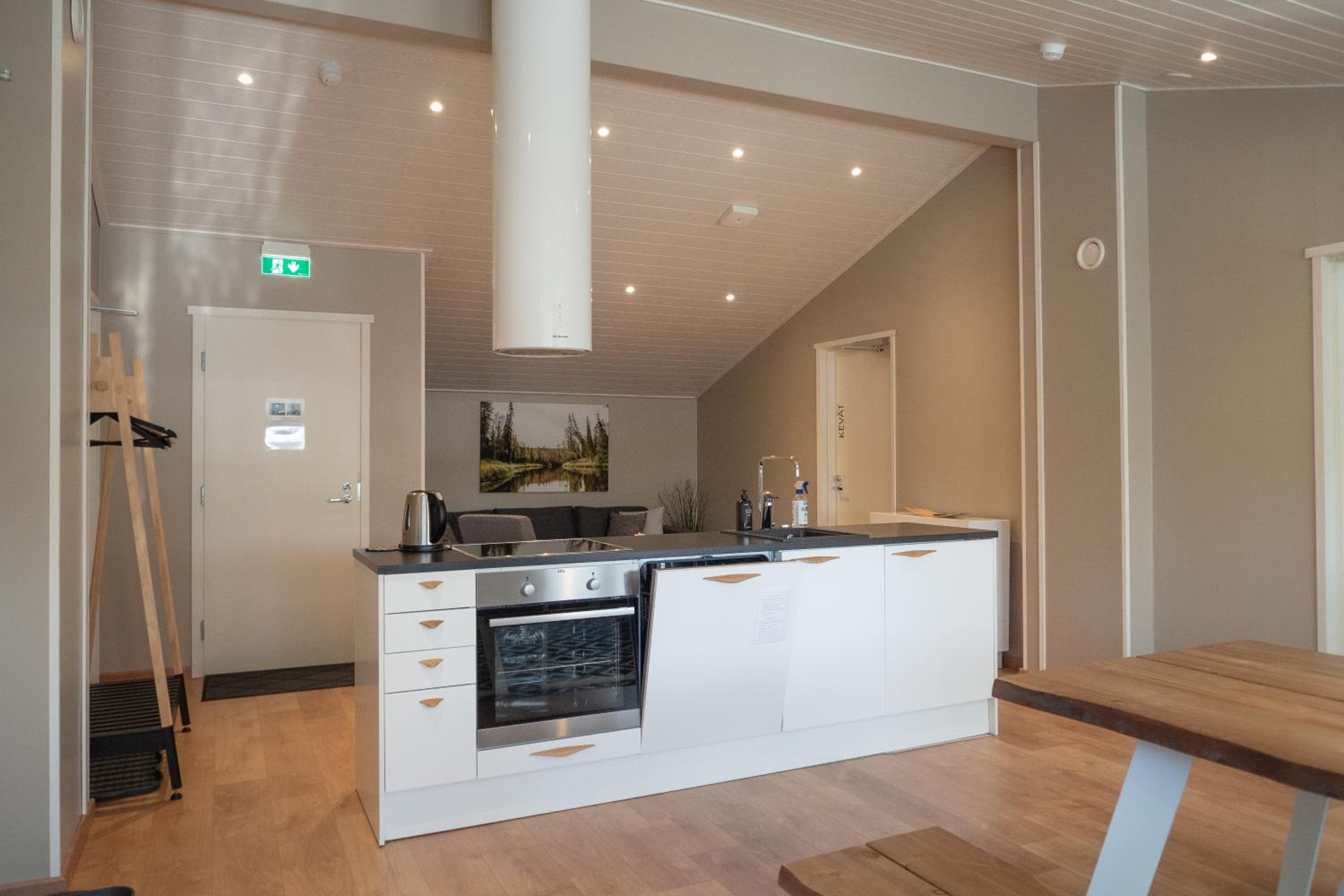 Standard Double or Twin Room - Photo 6