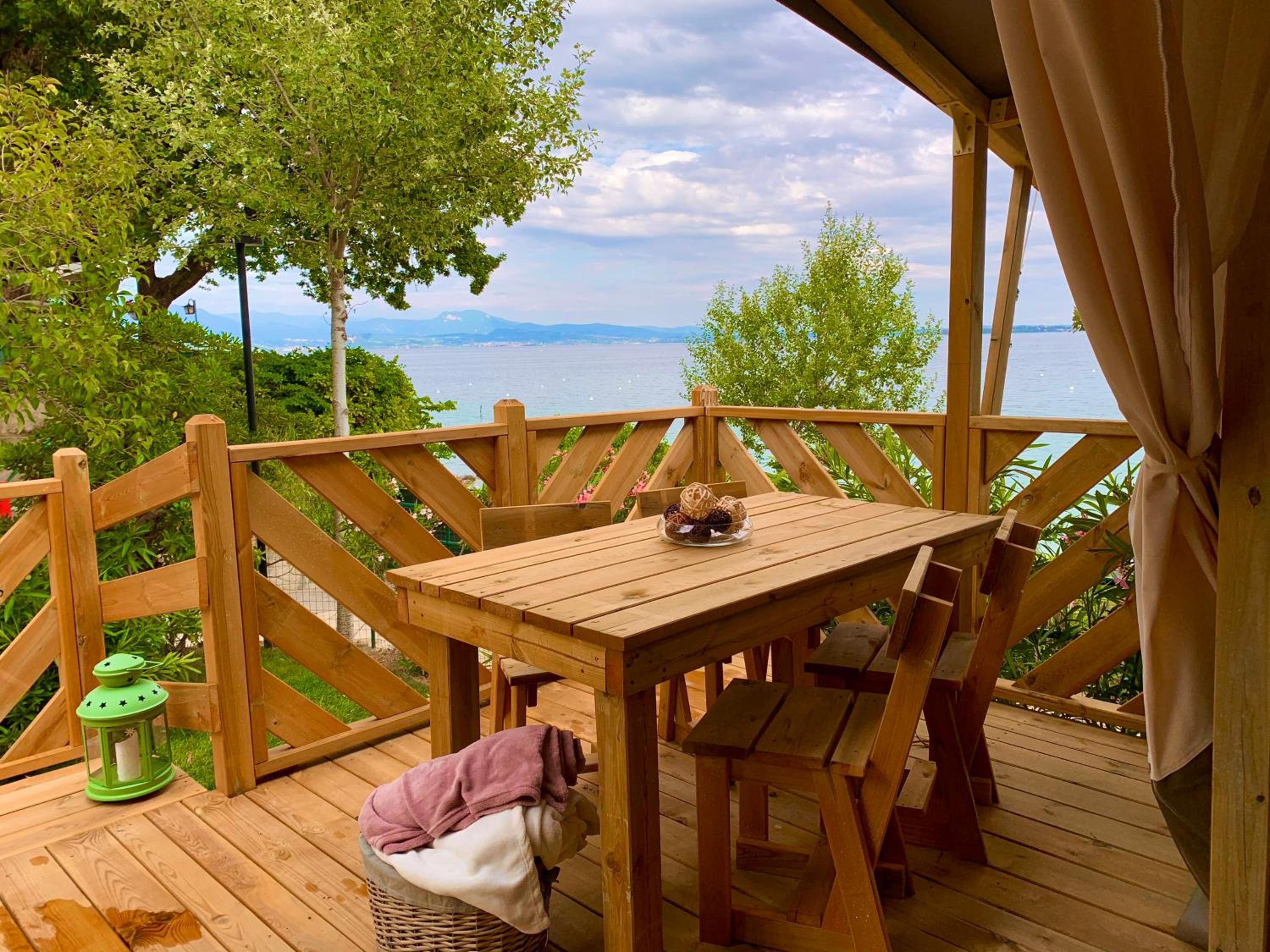 Tent with Lake View Without Air Conditioning photo 2