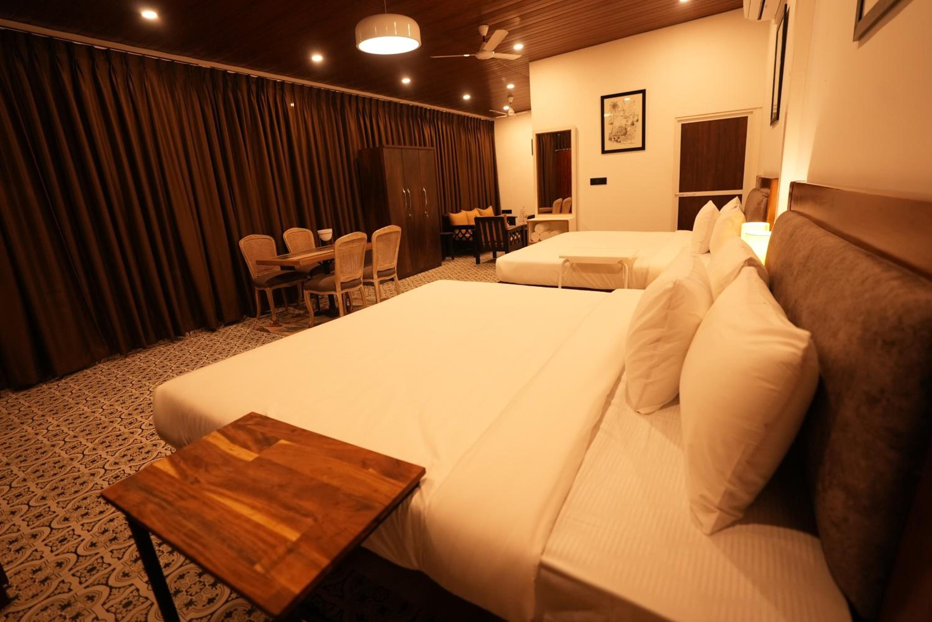 Family Suite (4 Adults) - Photo 5