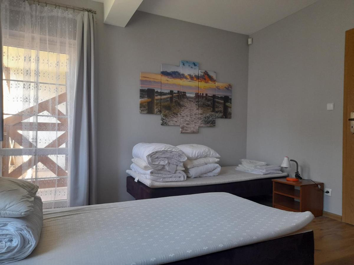 Apartment with Balcony photo 3