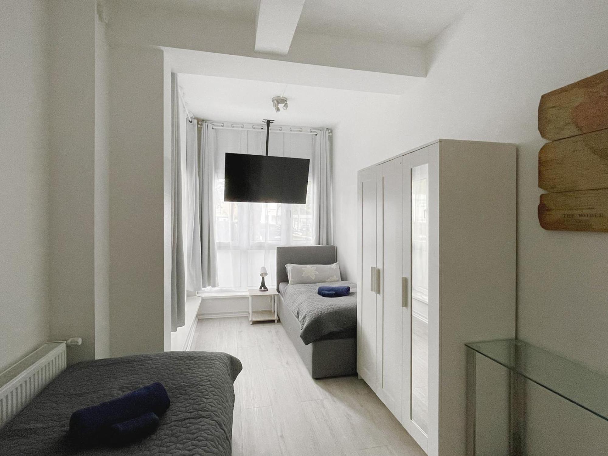 Studio Apartment