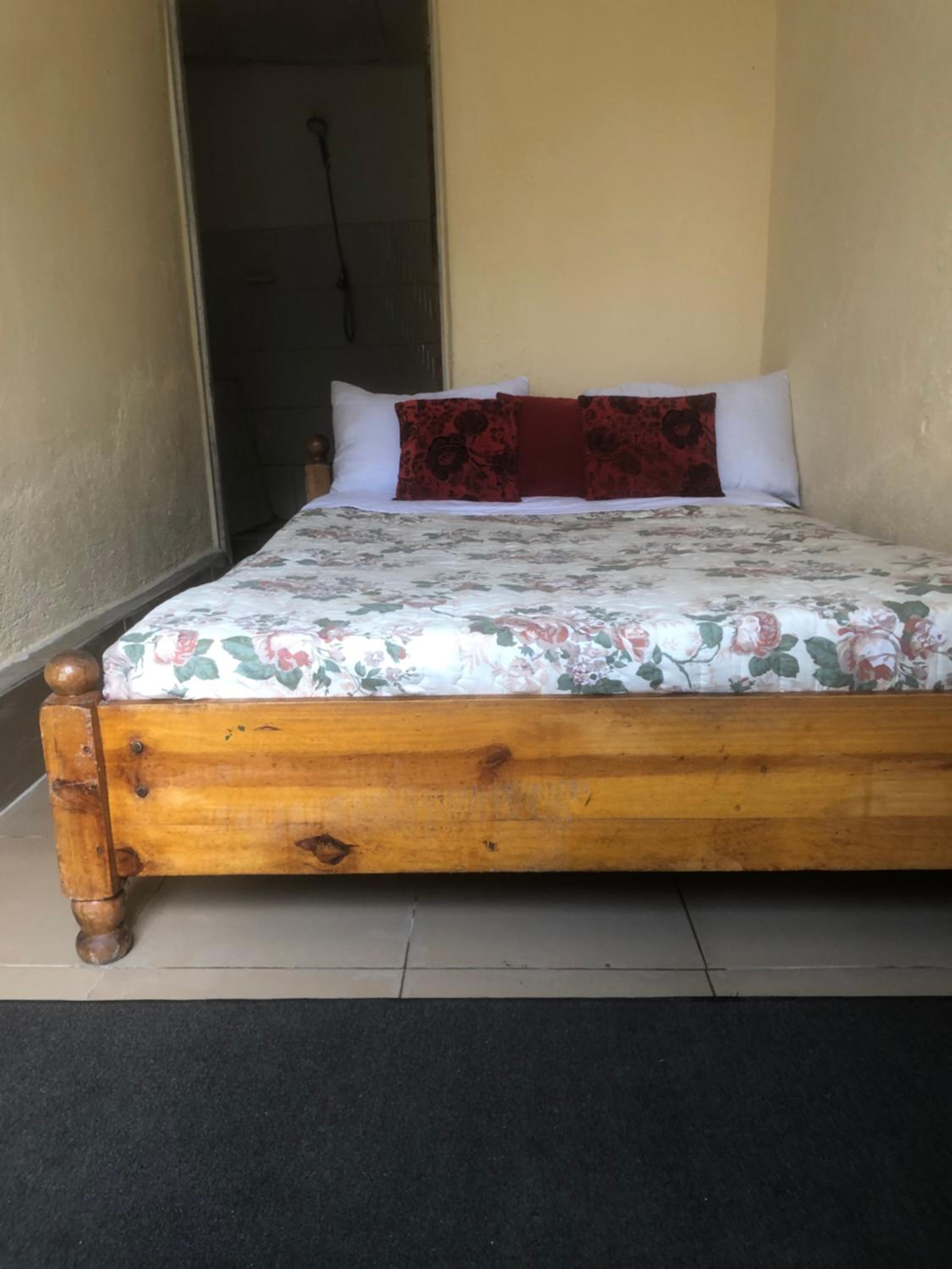Budget Single Room