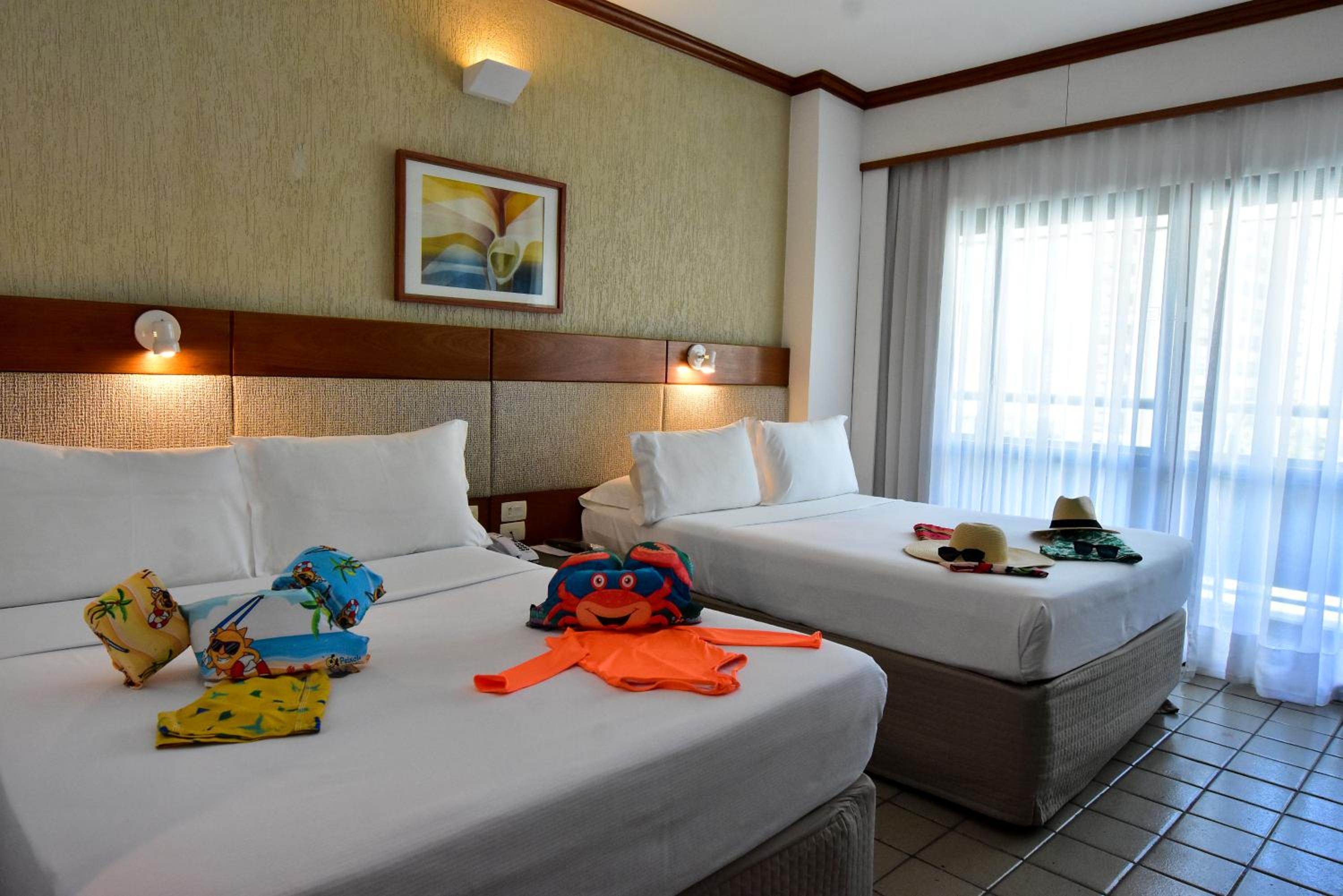 Classic 2 couple beds