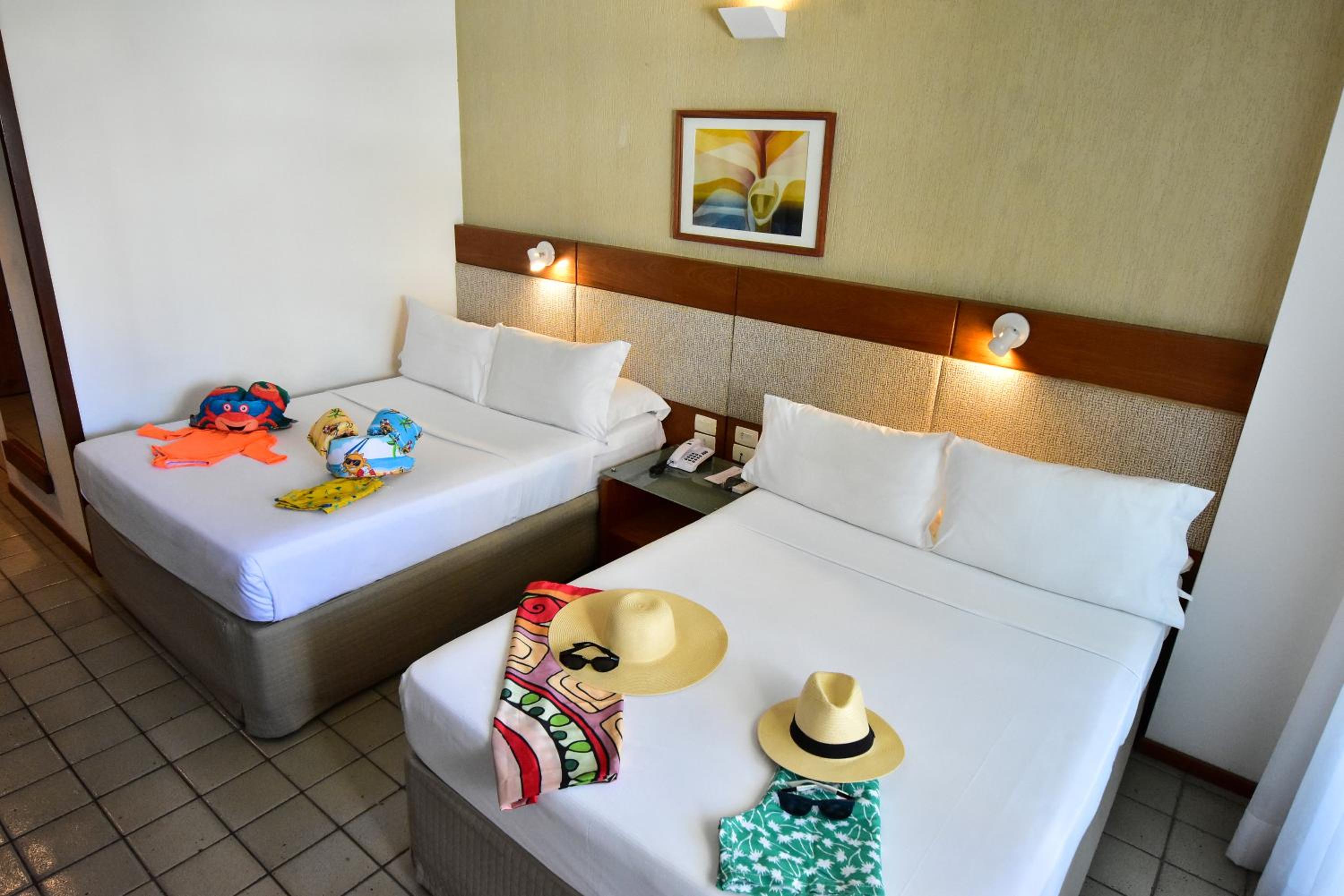 Classic 2 couple beds thumbnail 6