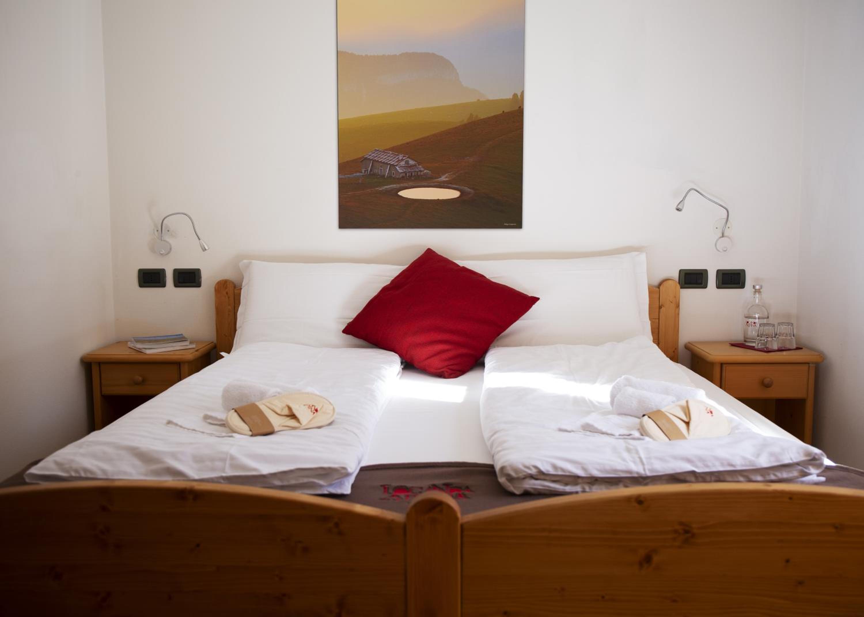 Standard Double Room - Photo 4