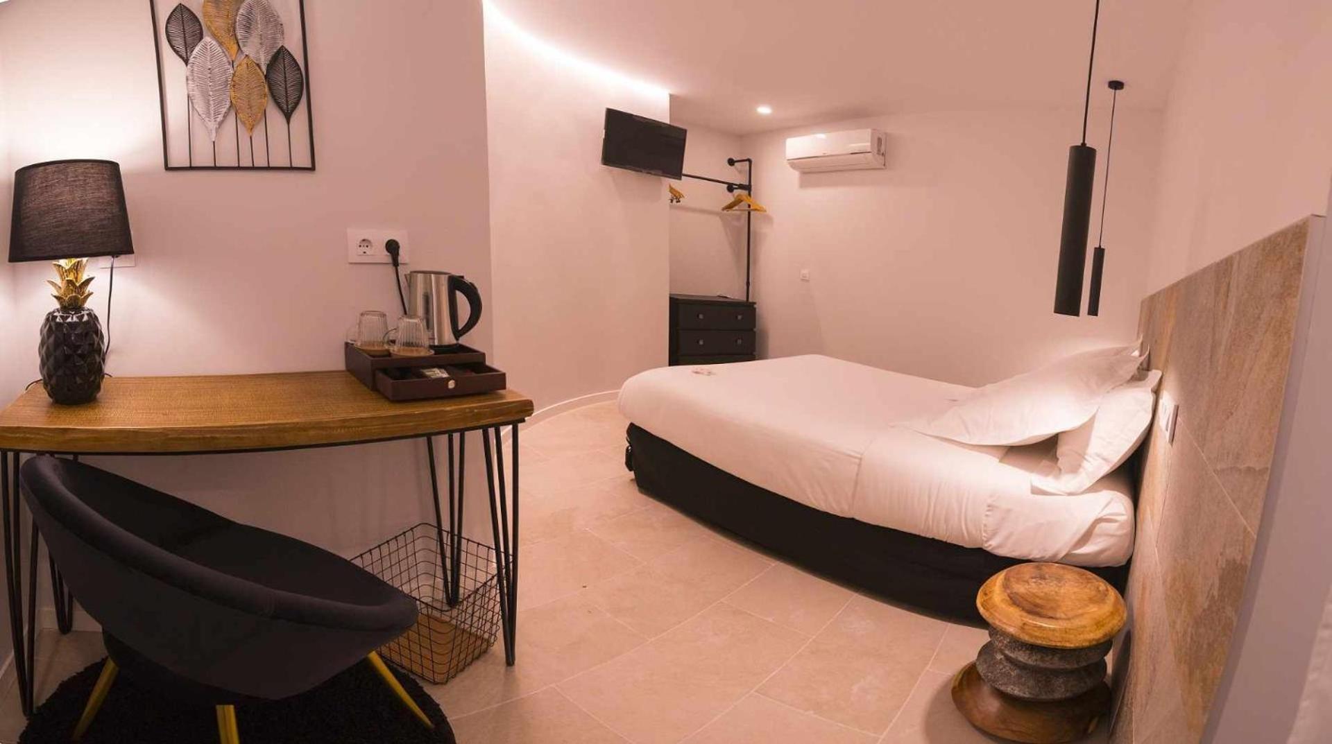Economy Double Room - Photo 1