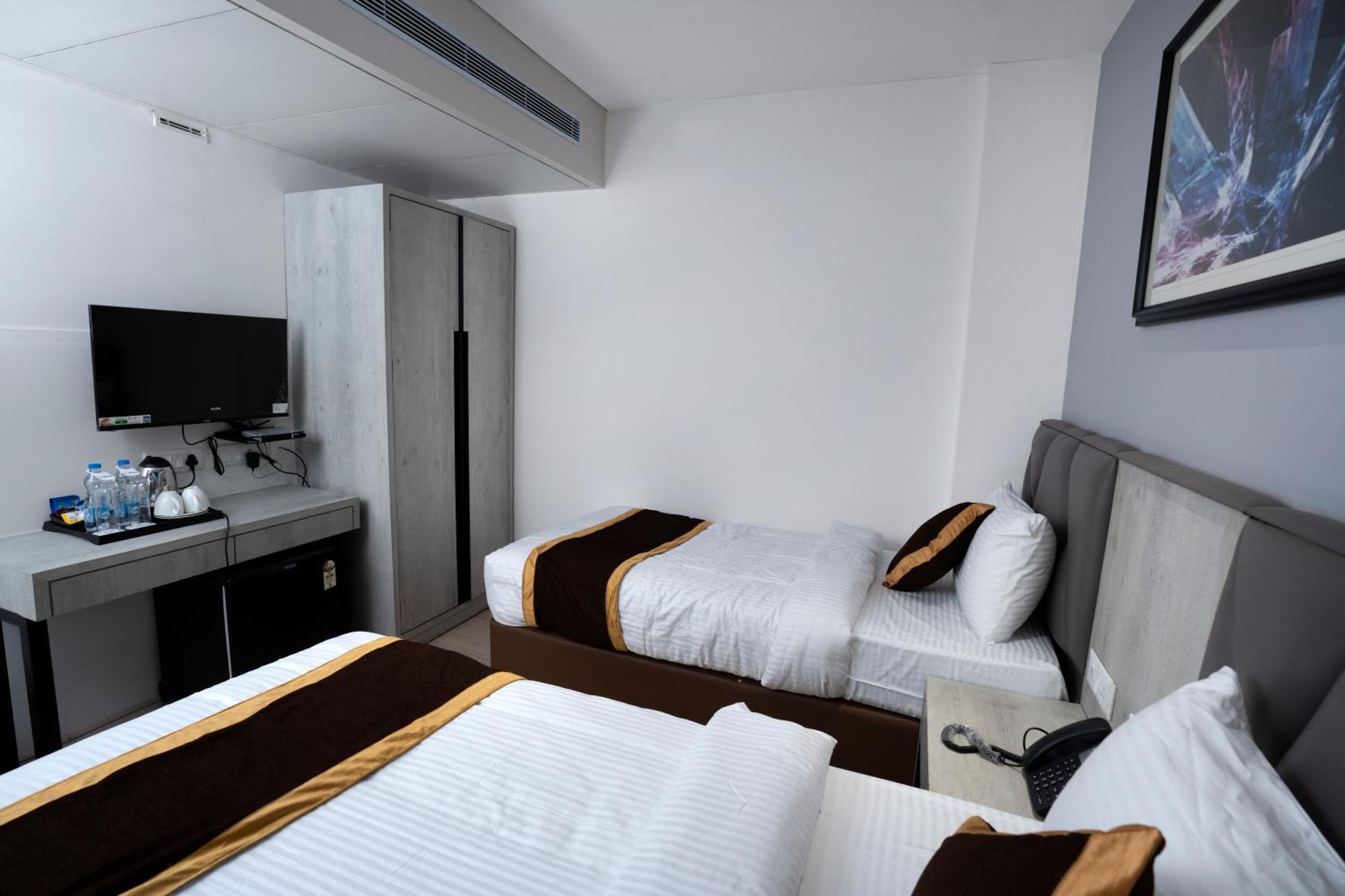Standard Double Room - Photo 1