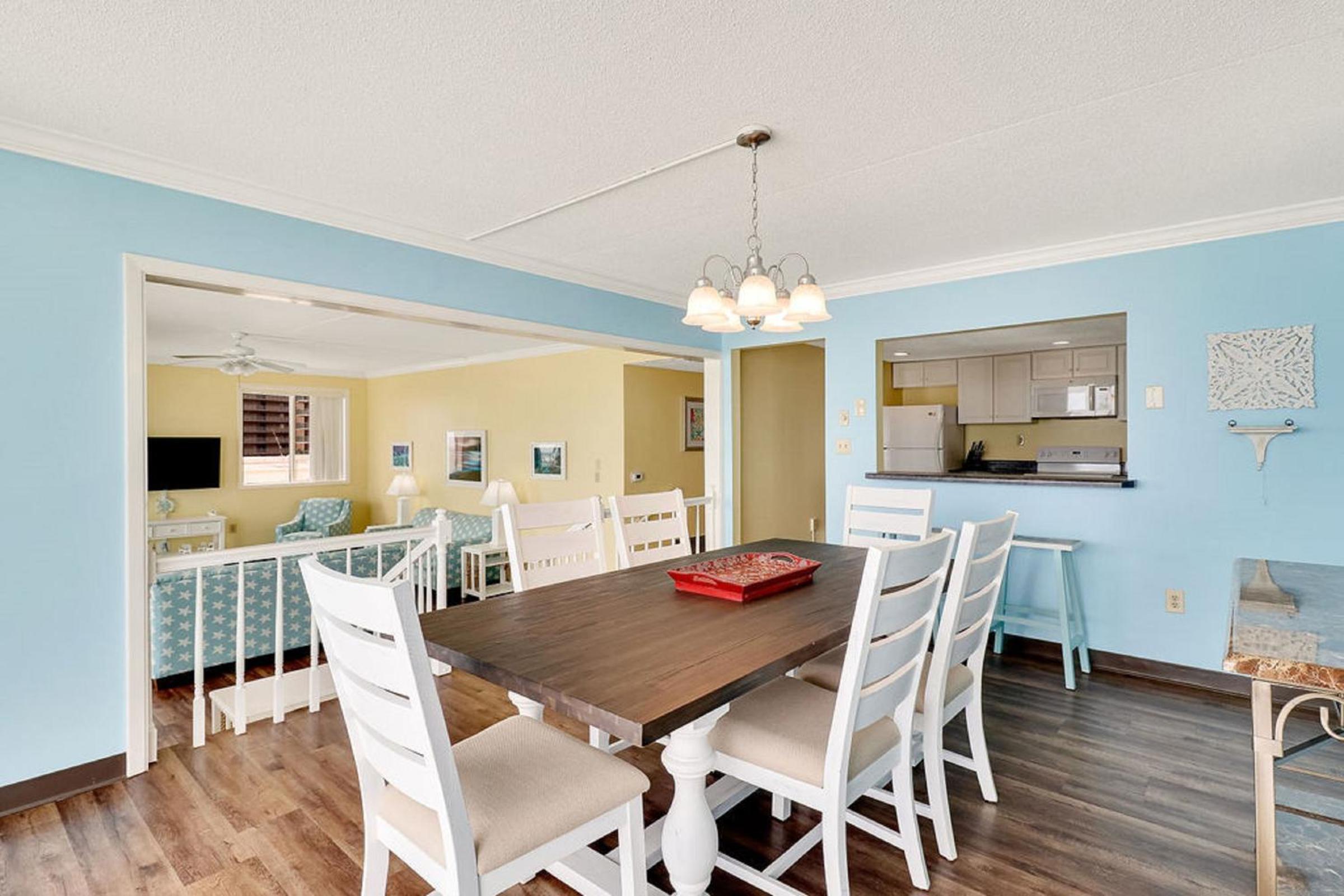 Three-Bedroom Penthouse - Oceanfront photo 2