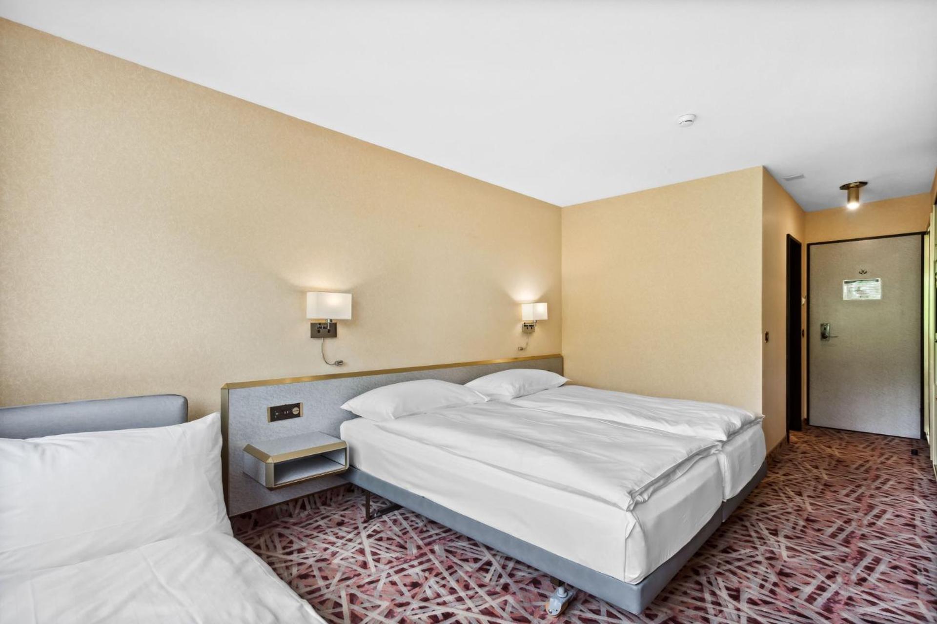 Standard Triple Room photo 2