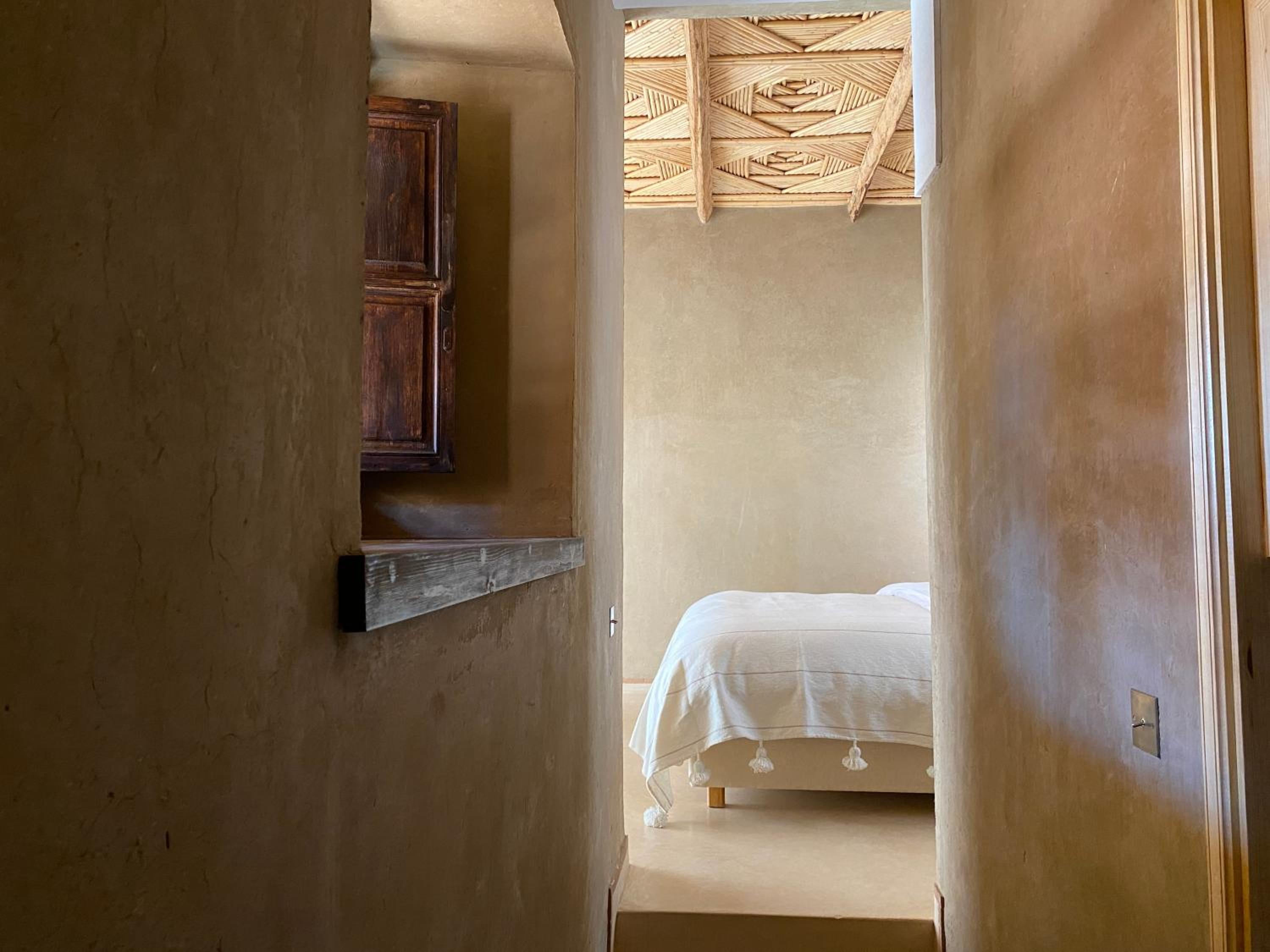 Suite with Balcony - Photo 3