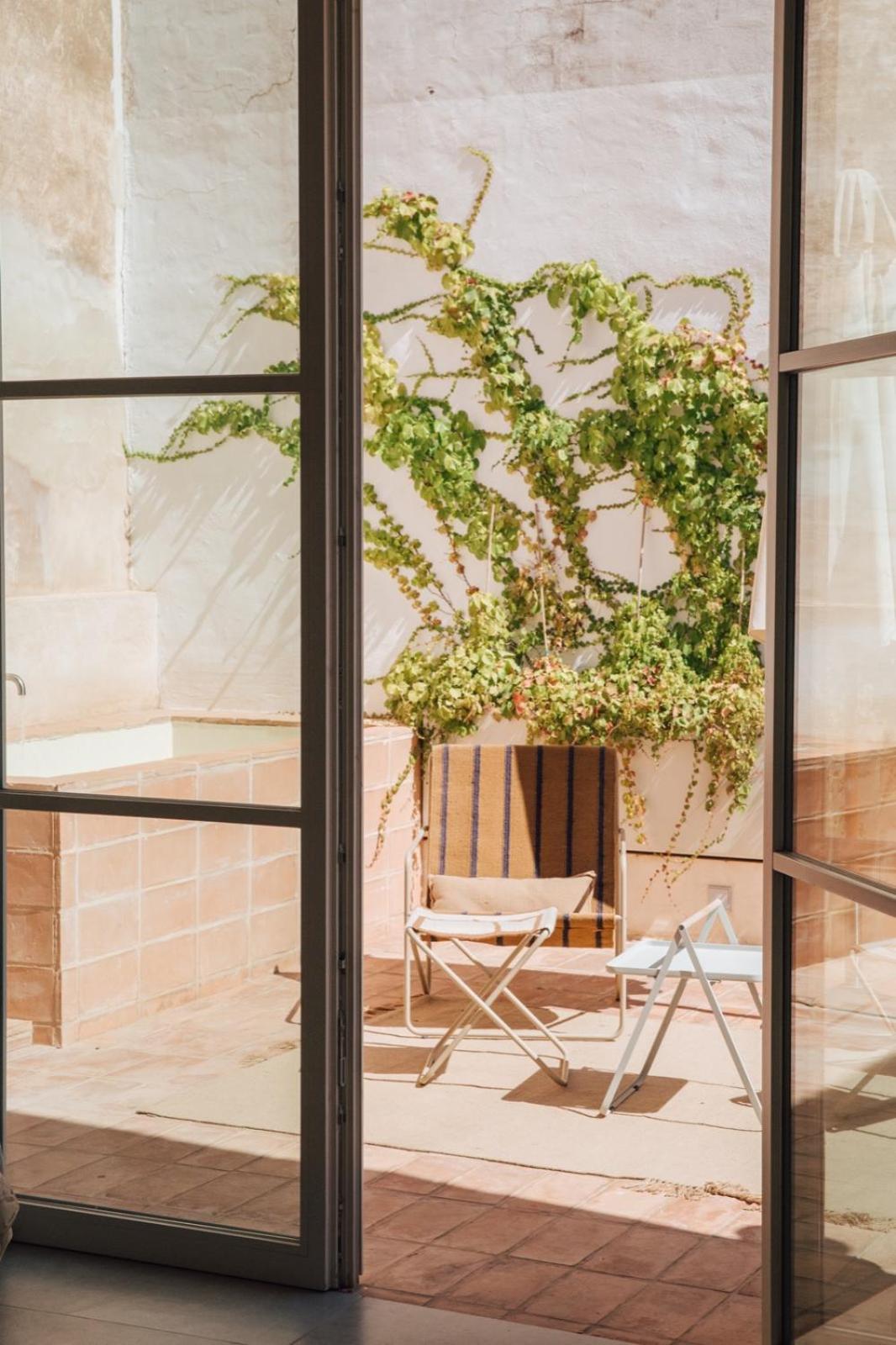 Suite with Terrace - Photo 8